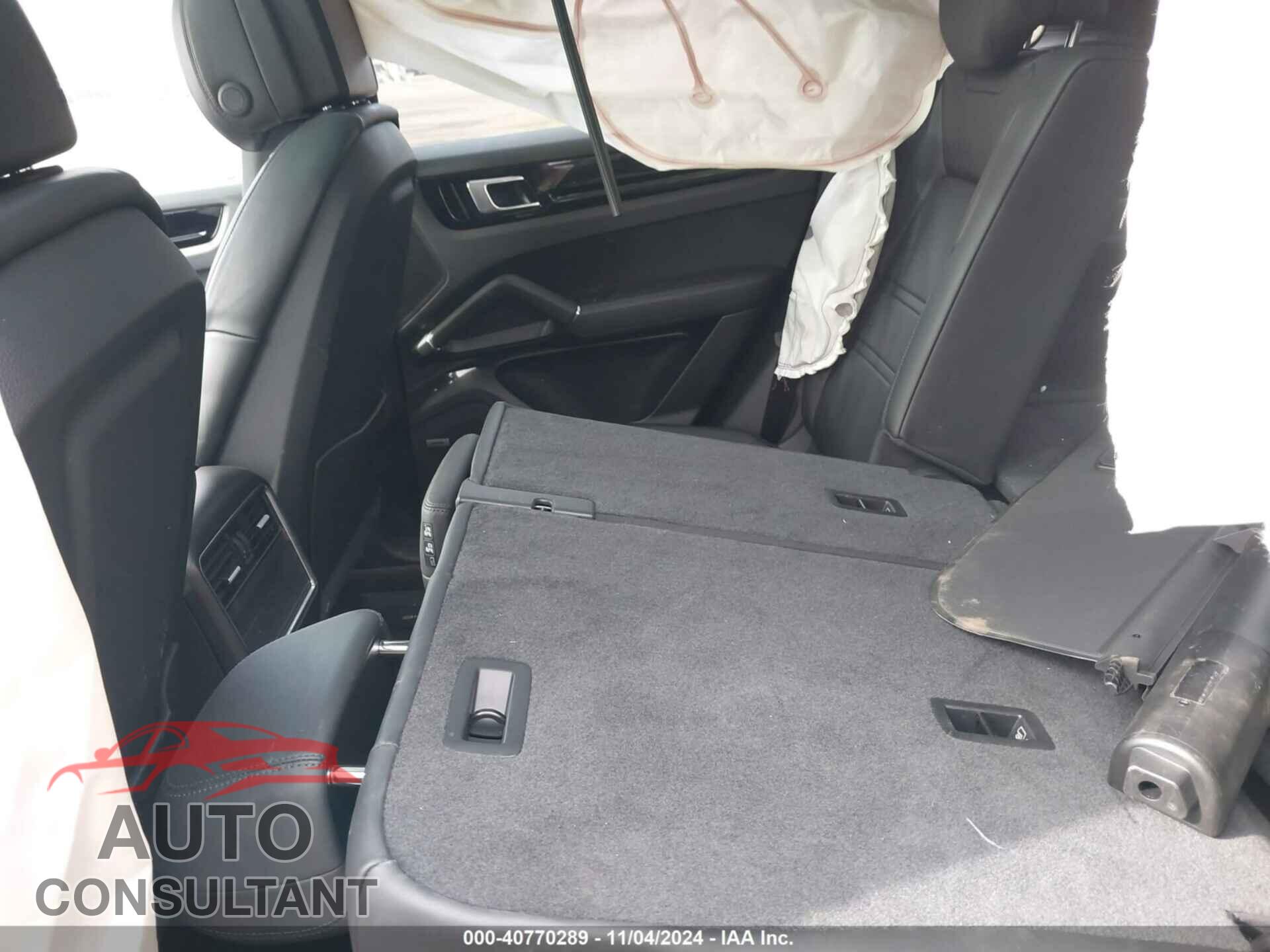 PORSCHE CAYENNE 2019 - WP1AA2AY5KDA12981