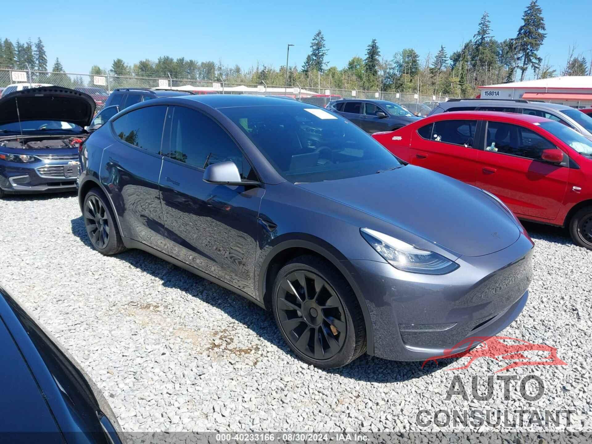 TESLA MODEL Y 2020 - 5YJYGDEEXLF039291