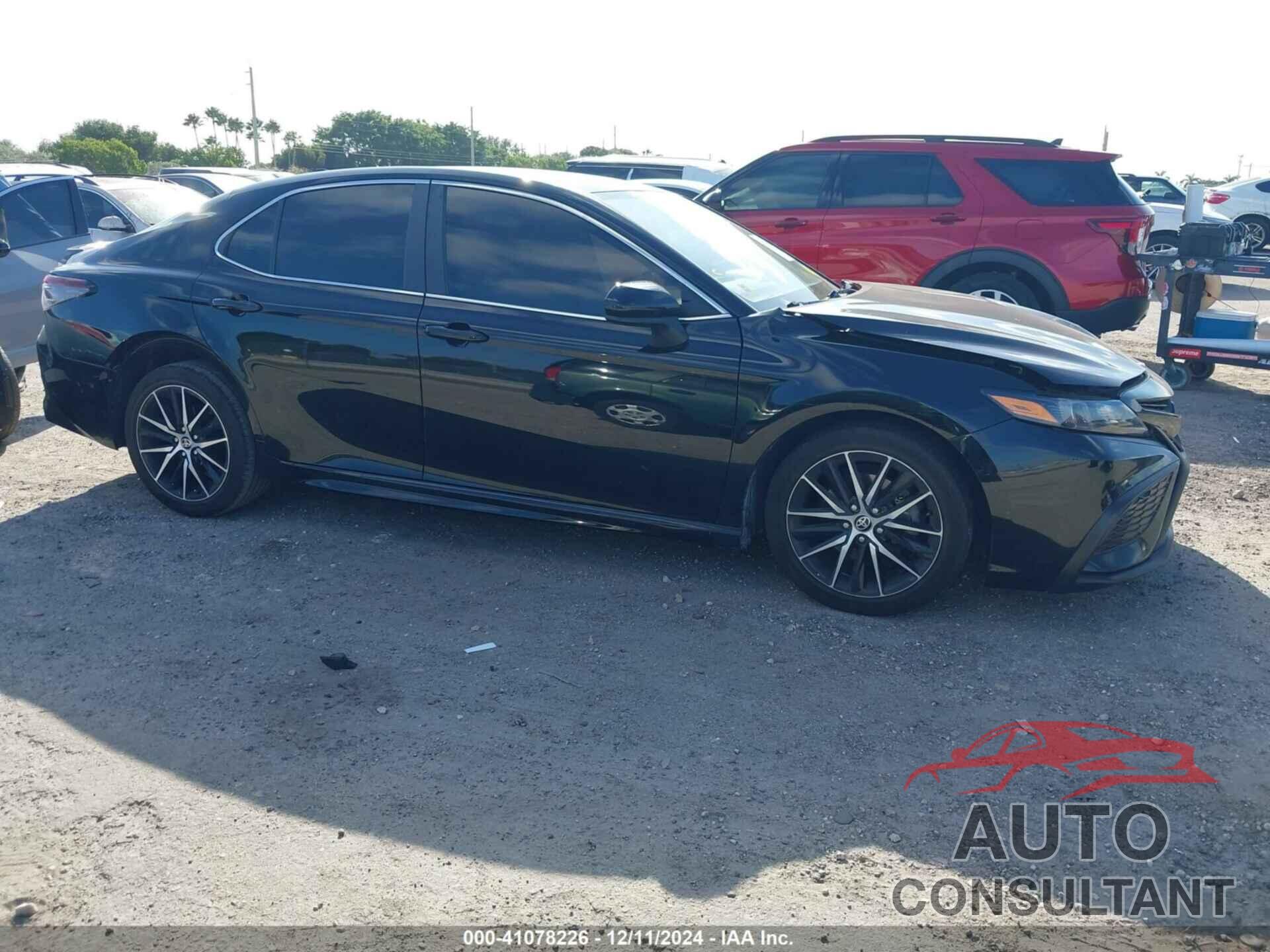 TOYOTA CAMRY 2021 - 4T1G11AK1MU544647