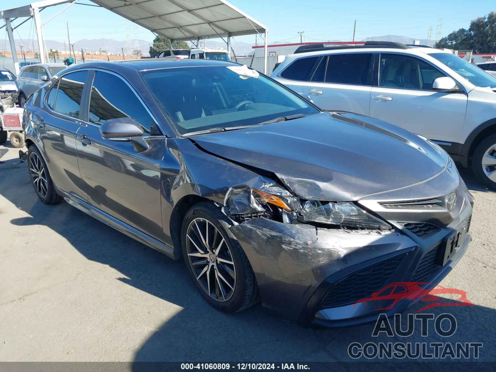 TOYOTA CAMRY 2023 - 4T1T11AK6PU796249