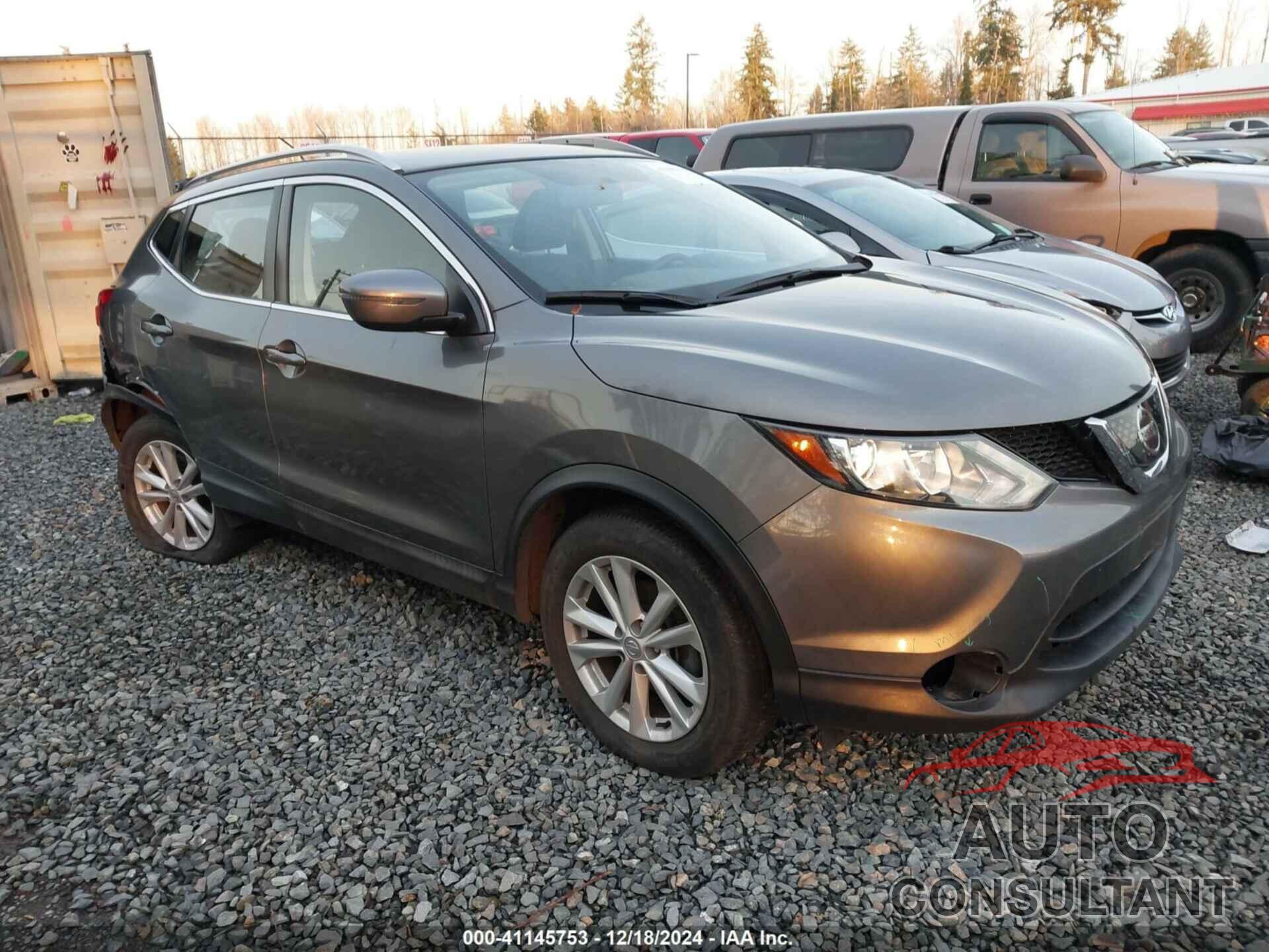 NISSAN ROGUE SPORT 2018 - JN1BJ1CR8JW257852