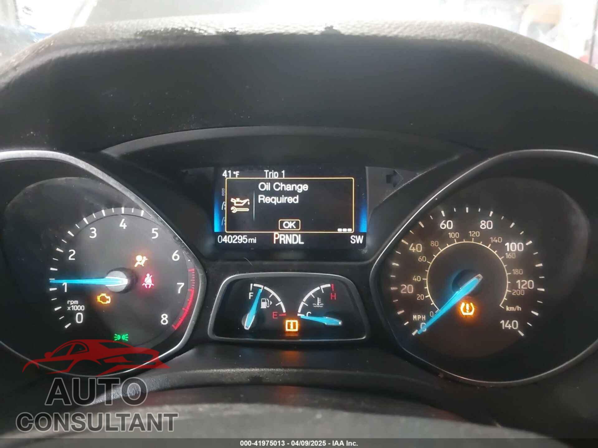 FORD FOCUS 2017 - 1FADP3F29HL220440