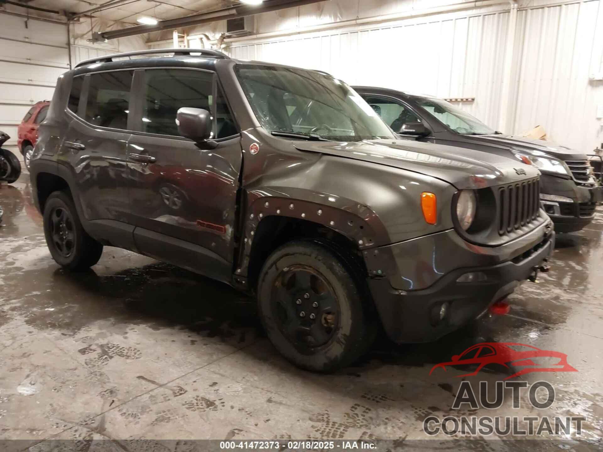 JEEP RENEGADE 2016 - ZACCJBCTXGPD43527