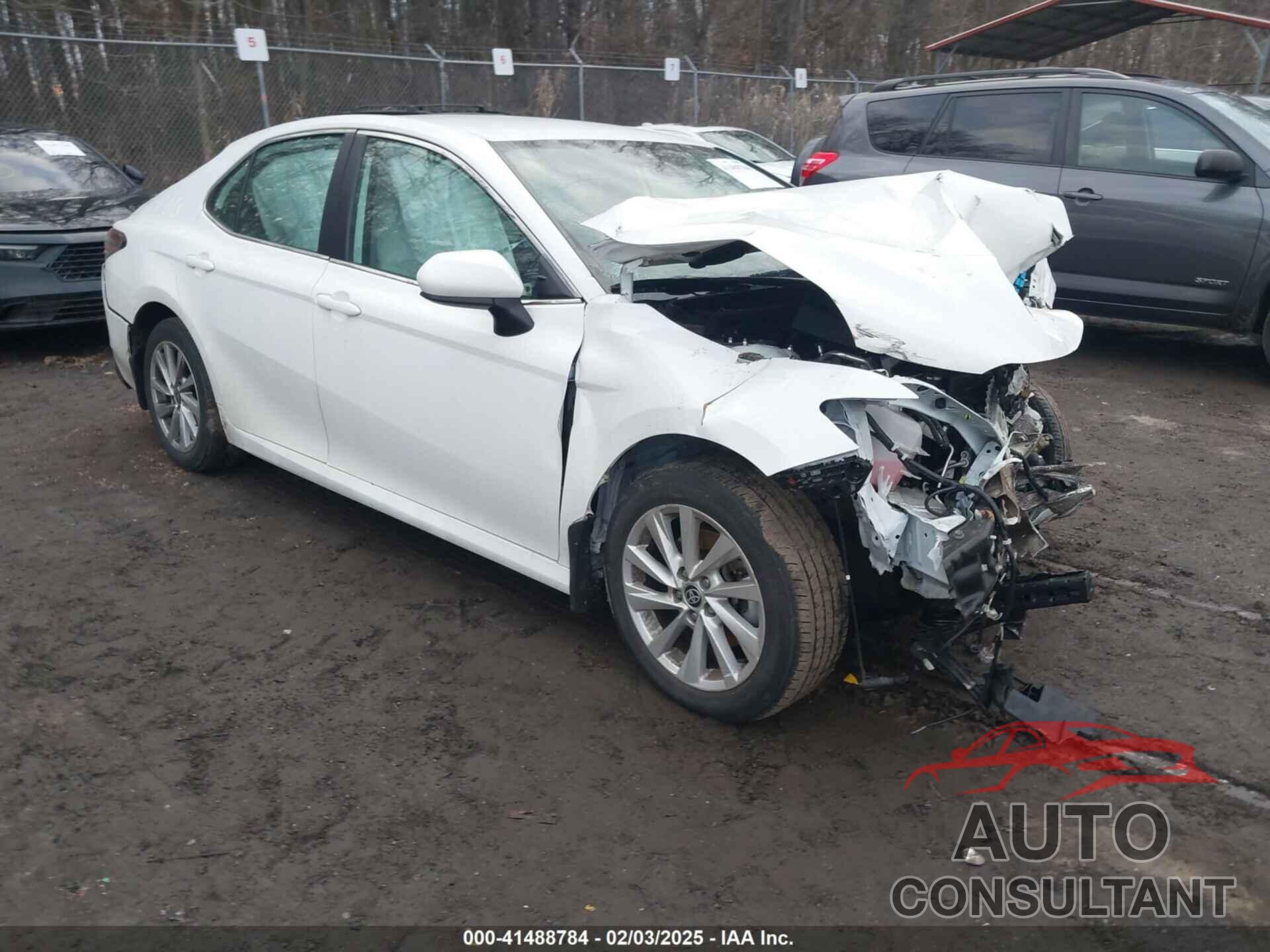 TOYOTA CAMRY 2023 - 4T1C11AK4PU185653