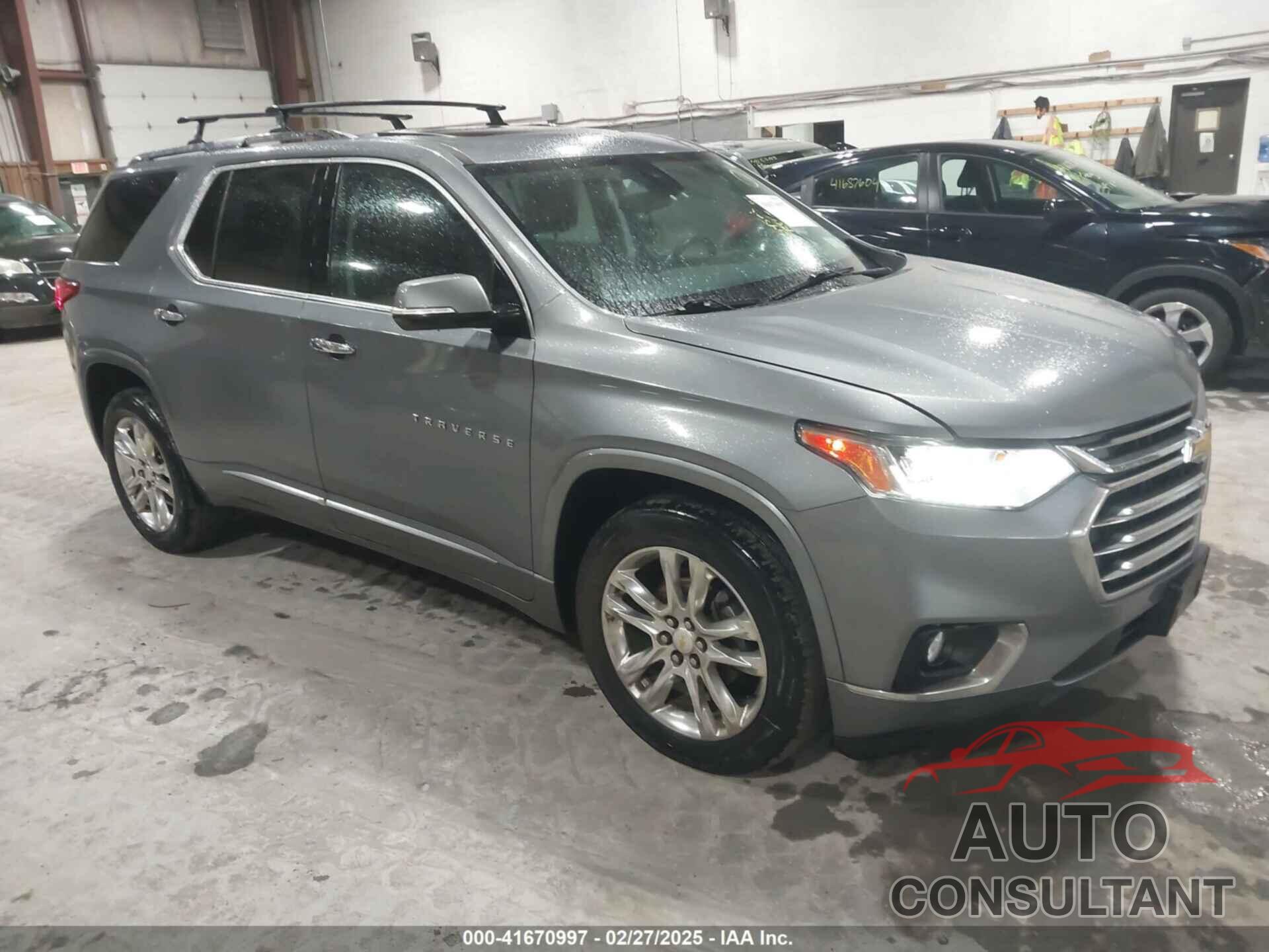 CHEVROLET TRAVERSE 2018 - 1GNEVKKW1JJ156538