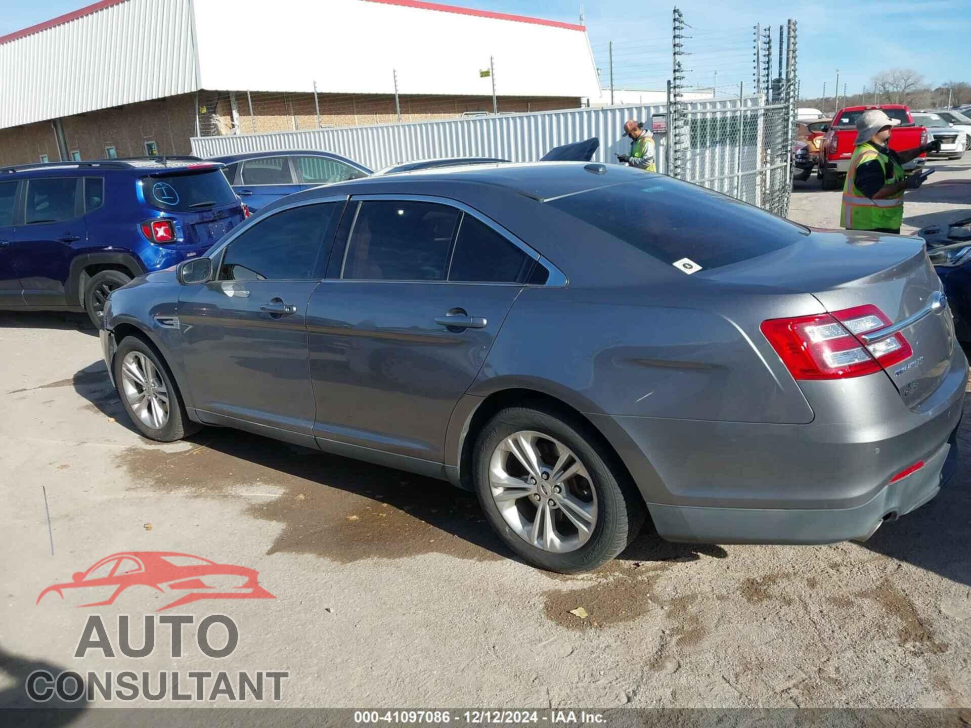 FORD TAURUS 2014 - 1FAHP2E85EG155236