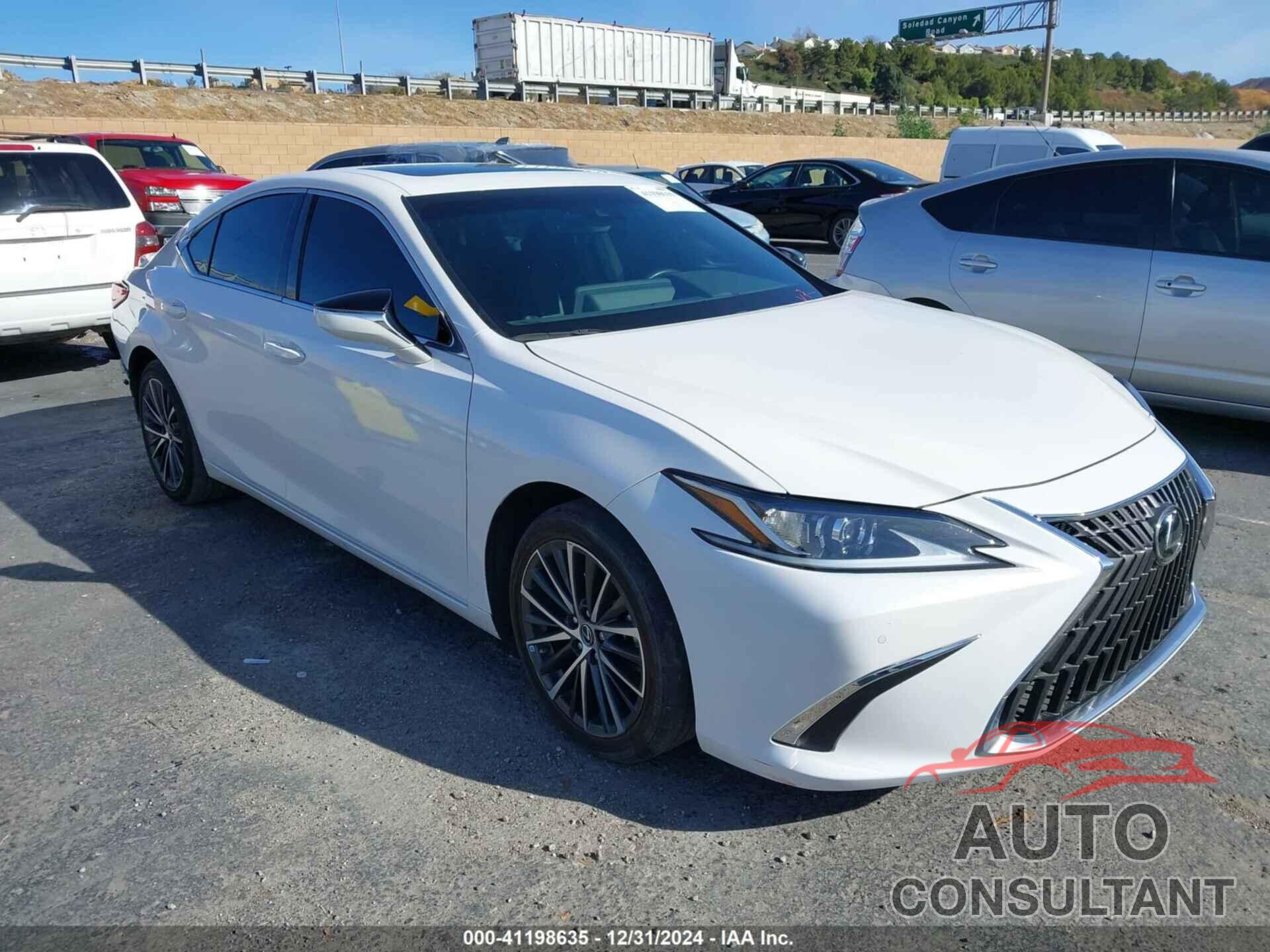 LEXUS ES 300H 2023 - 58ADA1C19PU036009