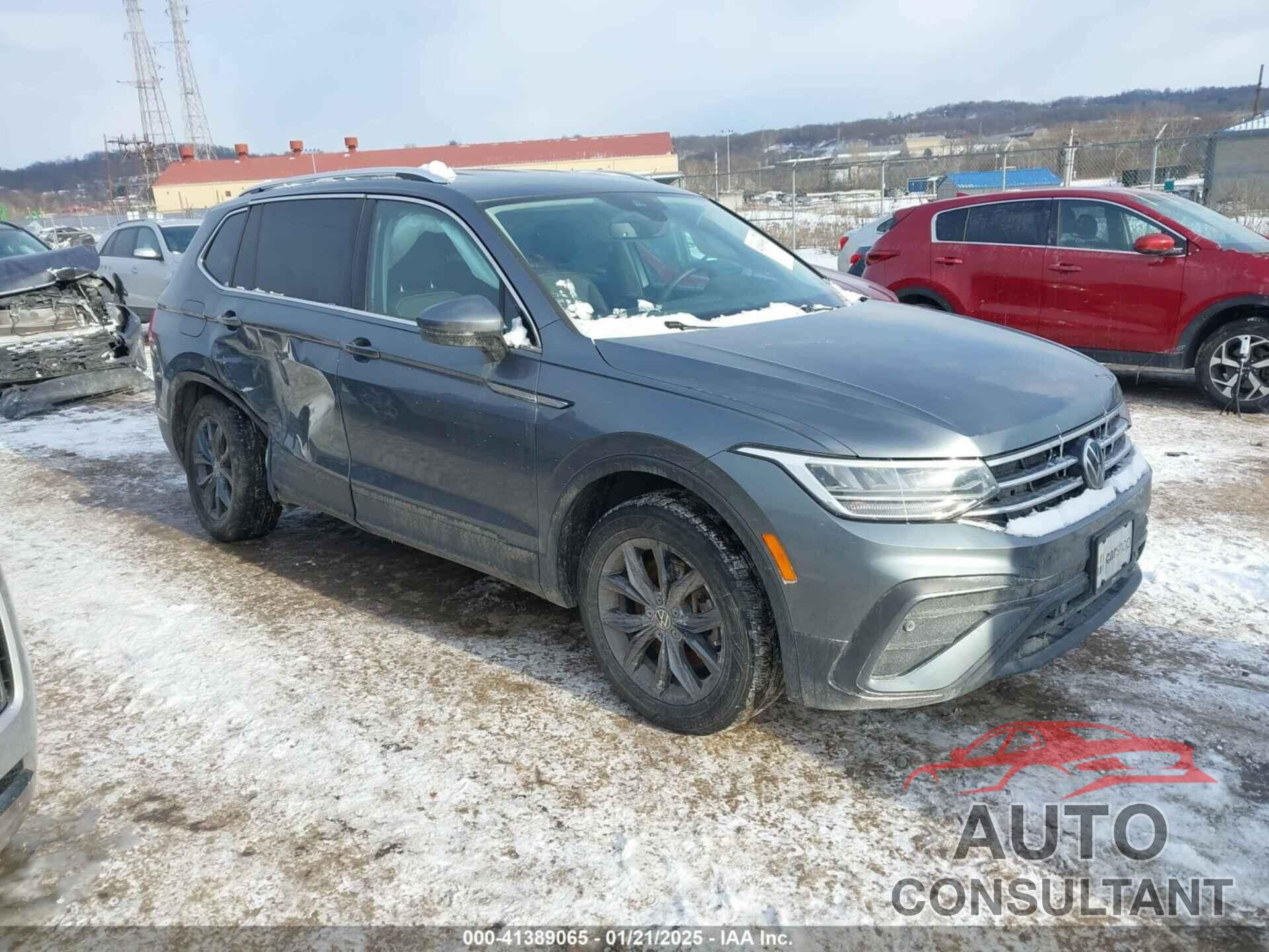 VOLKSWAGEN TIGUAN 2022 - 3VV2B7AX2NM094136