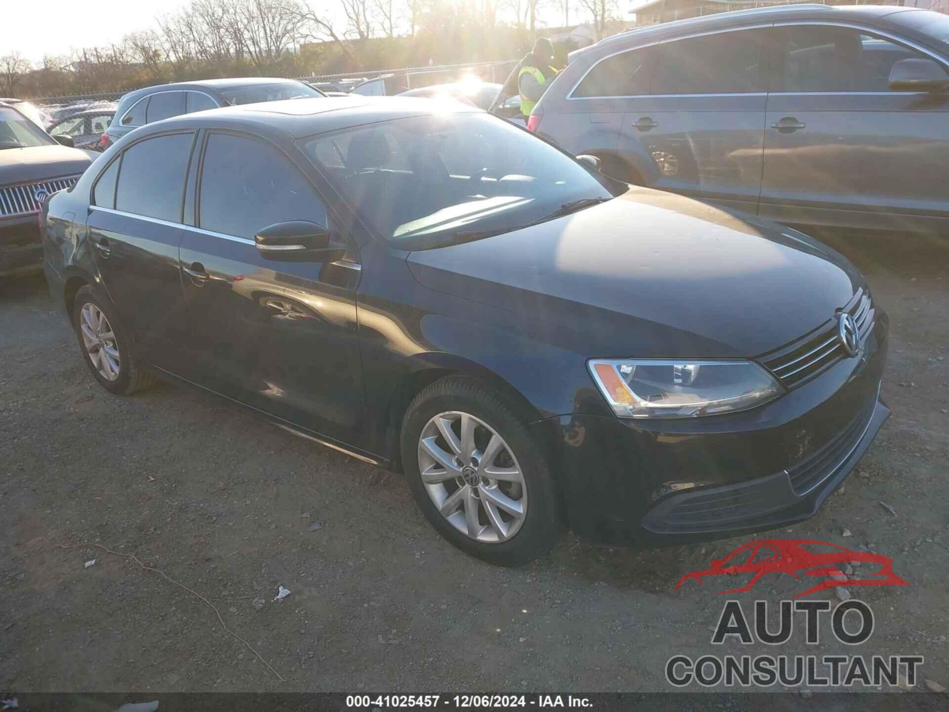 VOLKSWAGEN JETTA 2014 - 3VWD17AJ4EM390276