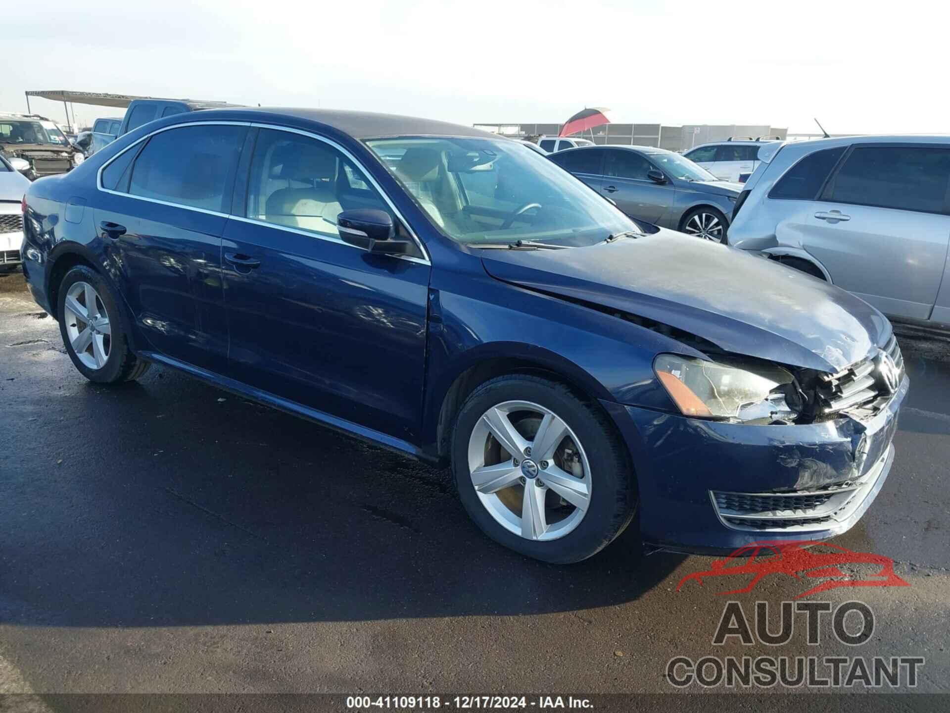 VOLKSWAGEN PASSAT 2013 - 1VWBP7A37DC128436