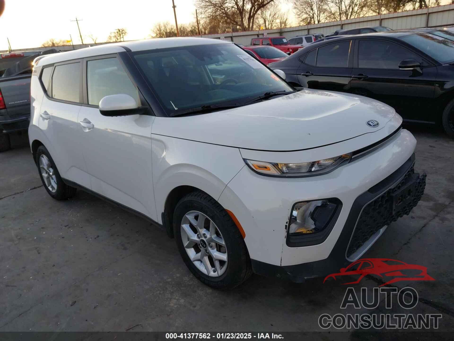 KIA SOUL 2020 - KNDJ23AU7L7733918