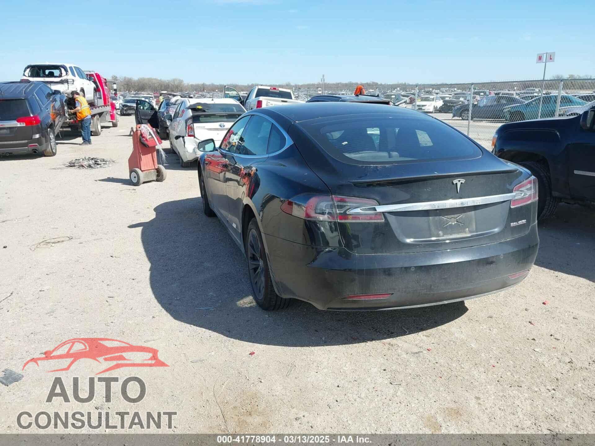 TESLA MODEL S 2019 - 5YJSA1E49KF338914