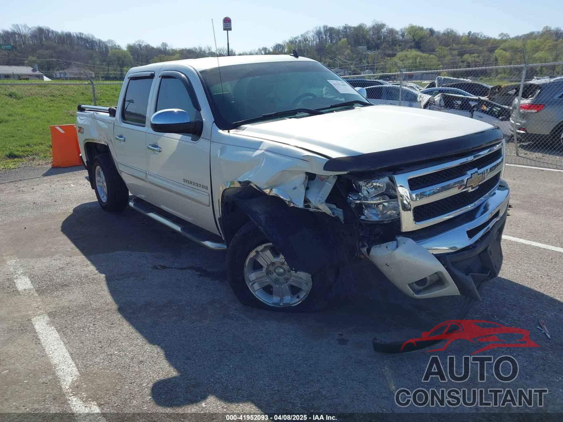 CHEVROLET SILVERADO 1500 2011 - 3GCPKSE35BG231725