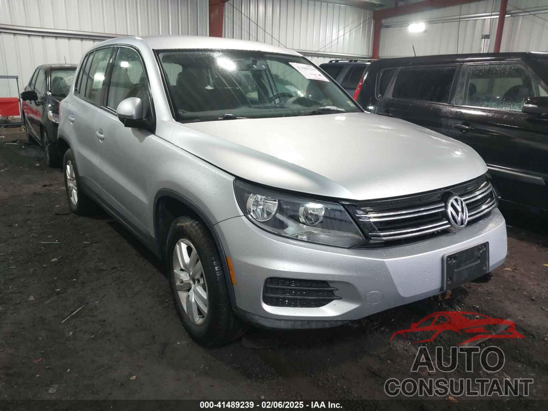 VOLKSWAGEN TIGUAN 2012 - WVGAV7AX8CW524259