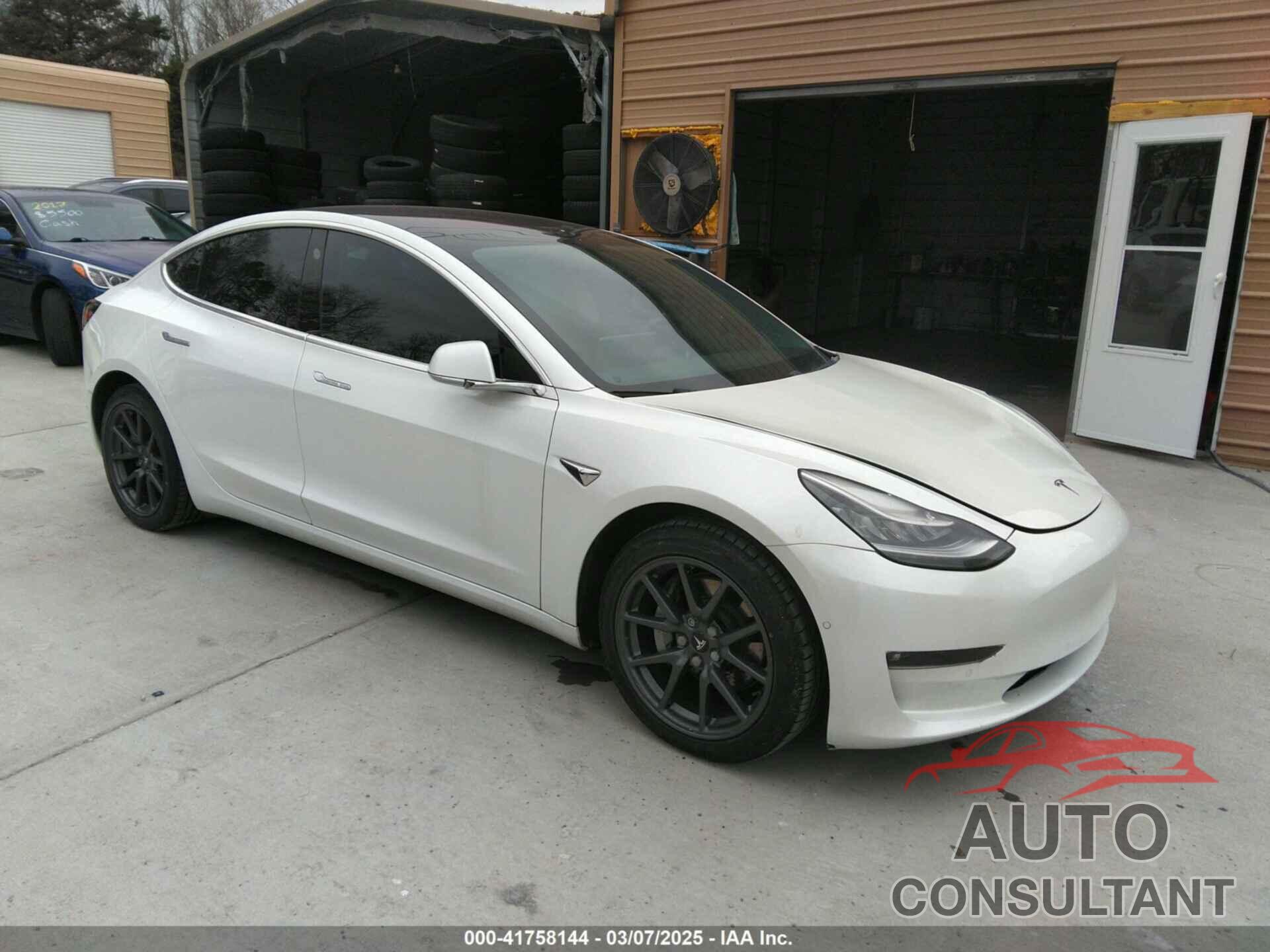 TESLA MODEL 3 2018 - 5YJ3E1EA9JF053983
