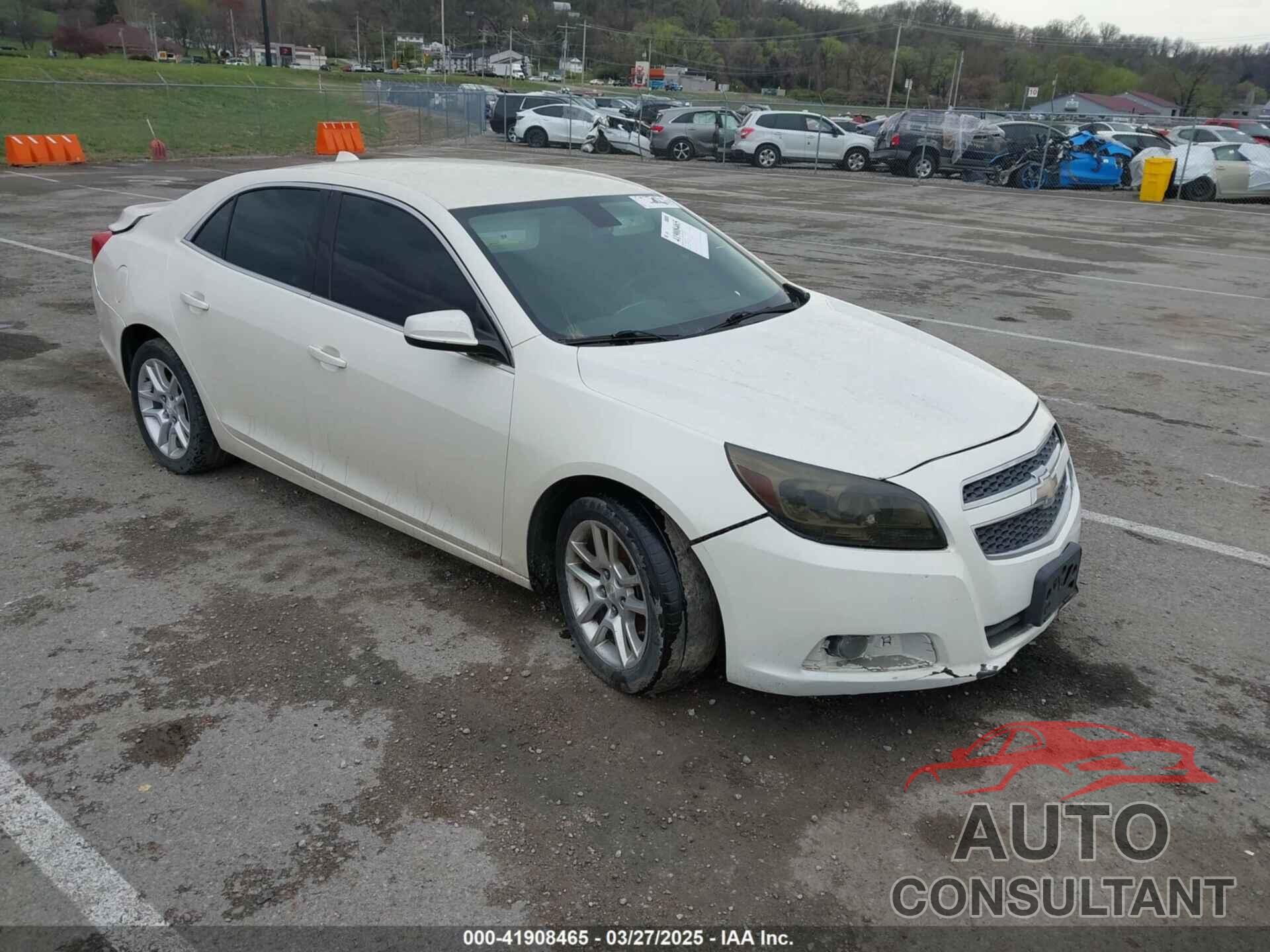 CHEVROLET MALIBU 2013 - 1G11F5RR5DF110152