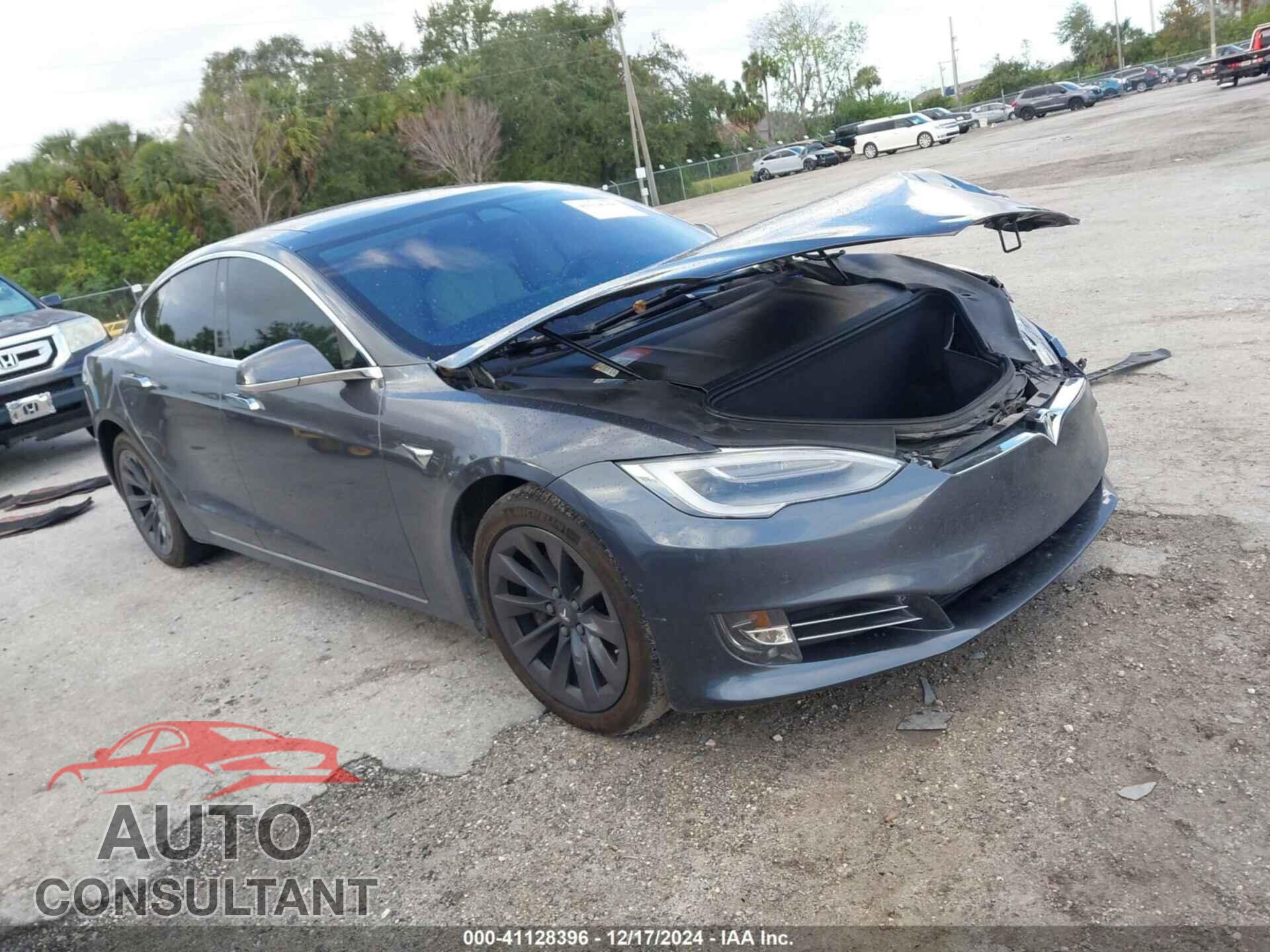 TESLA MODEL S 2017 - 5YJSA1E22HF217035