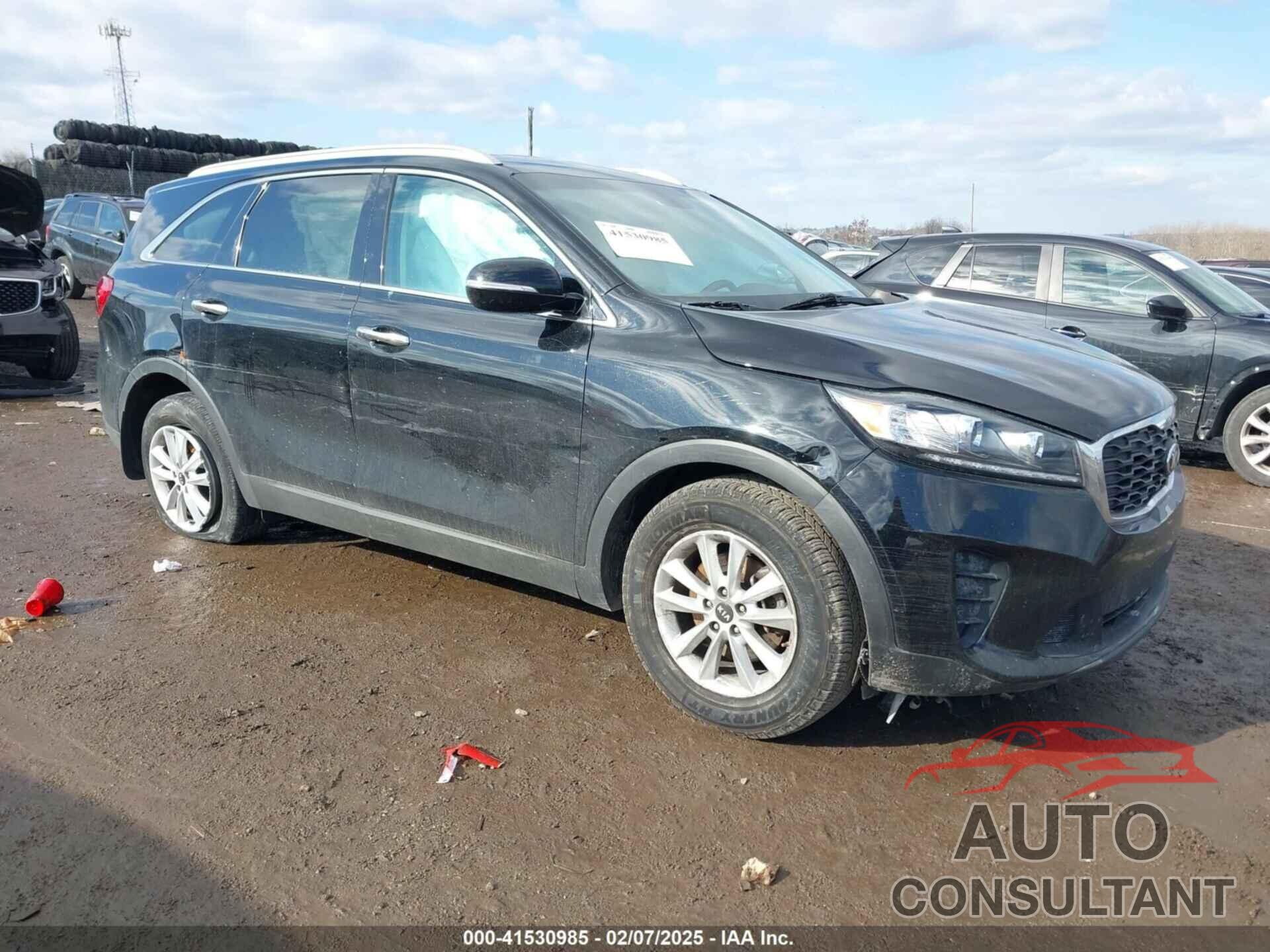 KIA SORENTO 2019 - 5XYPG4A3XKG592630