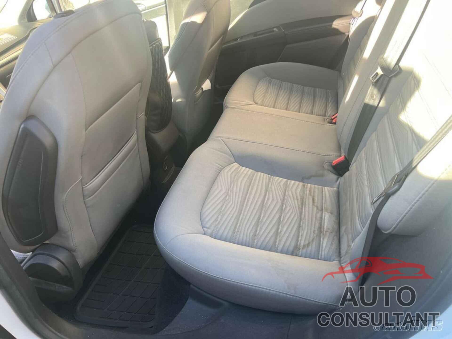 FORD FUSION 2016 - 3FA6P0UU7GR175705