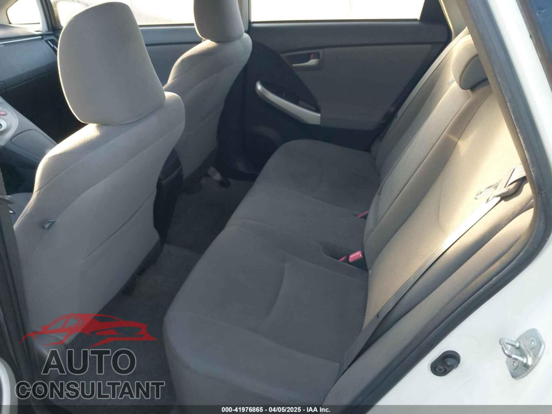 TOYOTA PRIUS 2014 - JTDKN3DU1E1798521