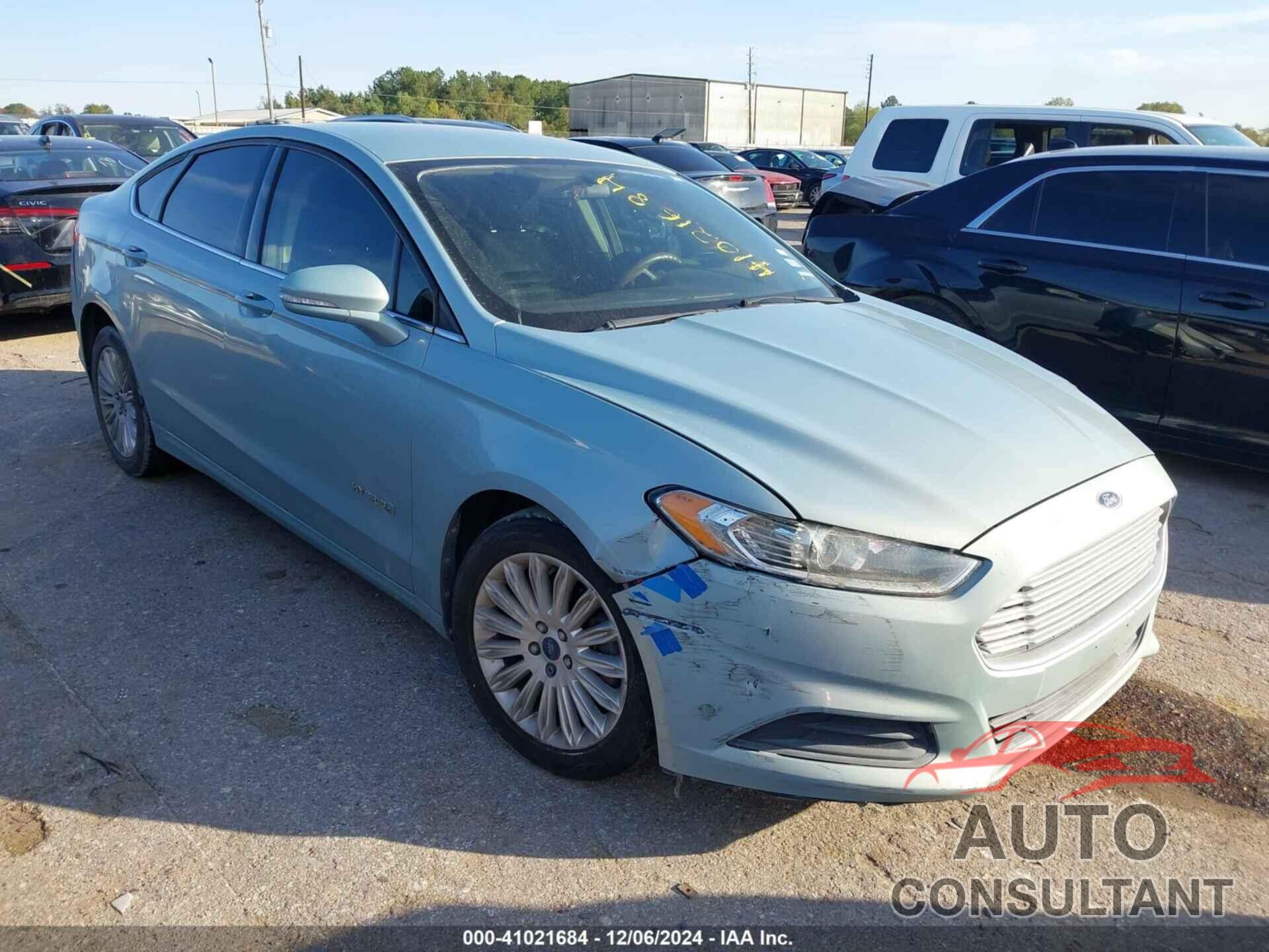 FORD FUSION HYBRID 2013 - 3FA6P0LU9DR221824