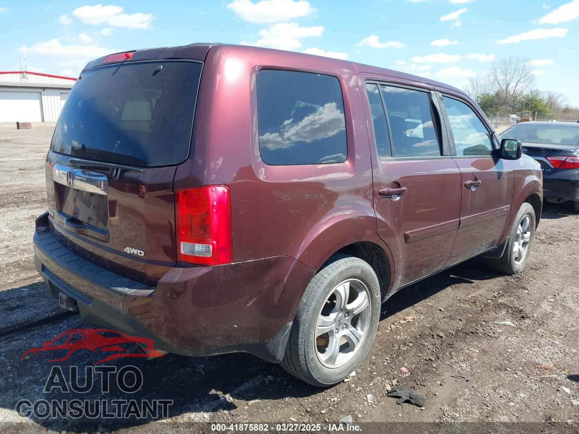 HONDA PILOT 2013 - 5FNYF4H50DB006364