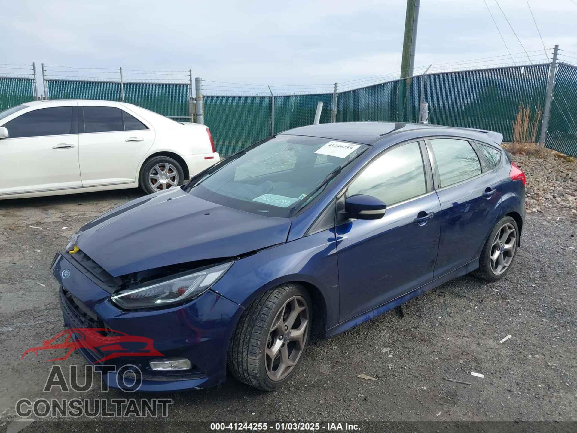 FORD FOCUS ST 2017 - 1FADP3L9XHL293785