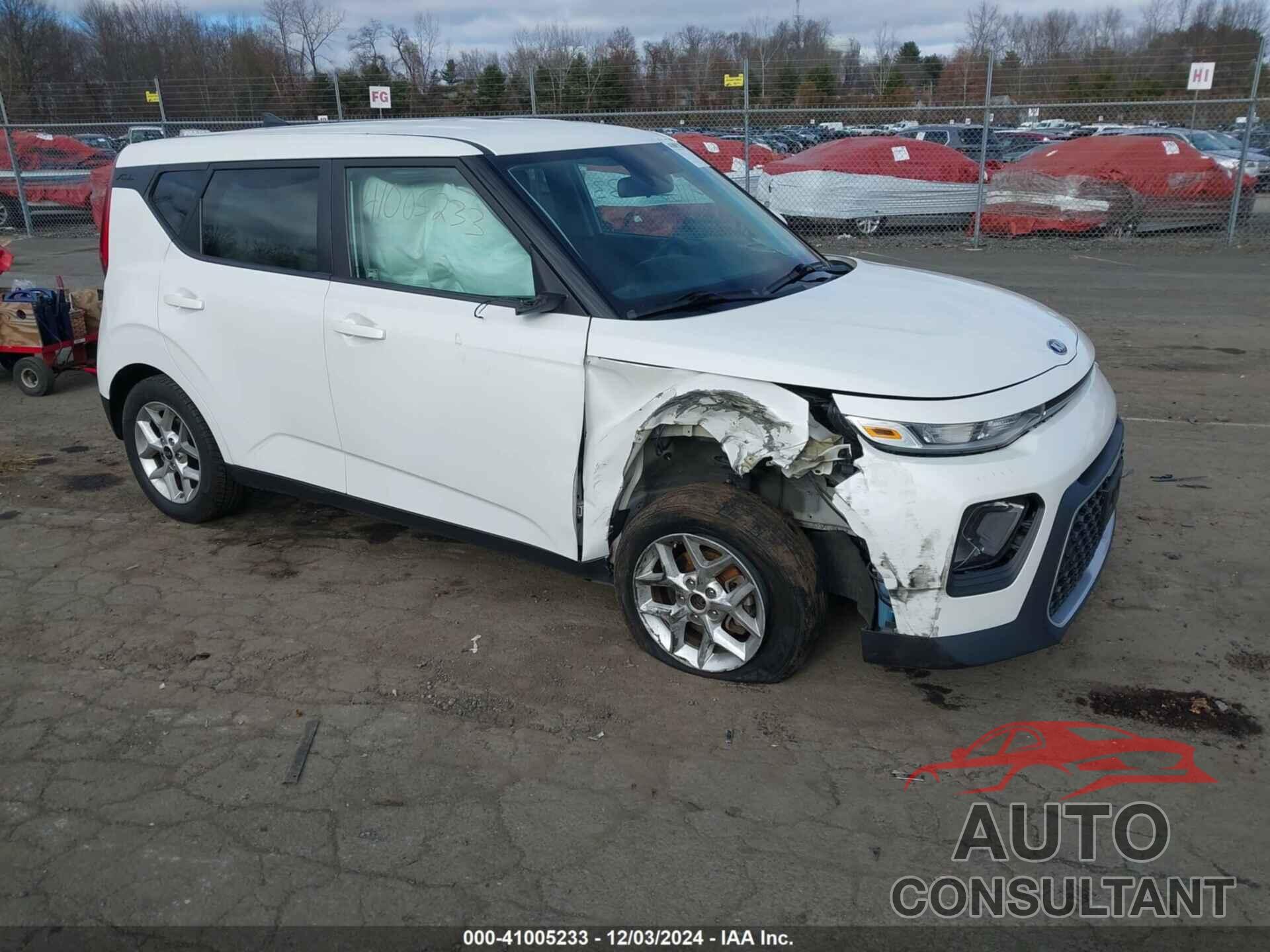 KIA SOUL 2020 - KNDJ23AU1L7028533