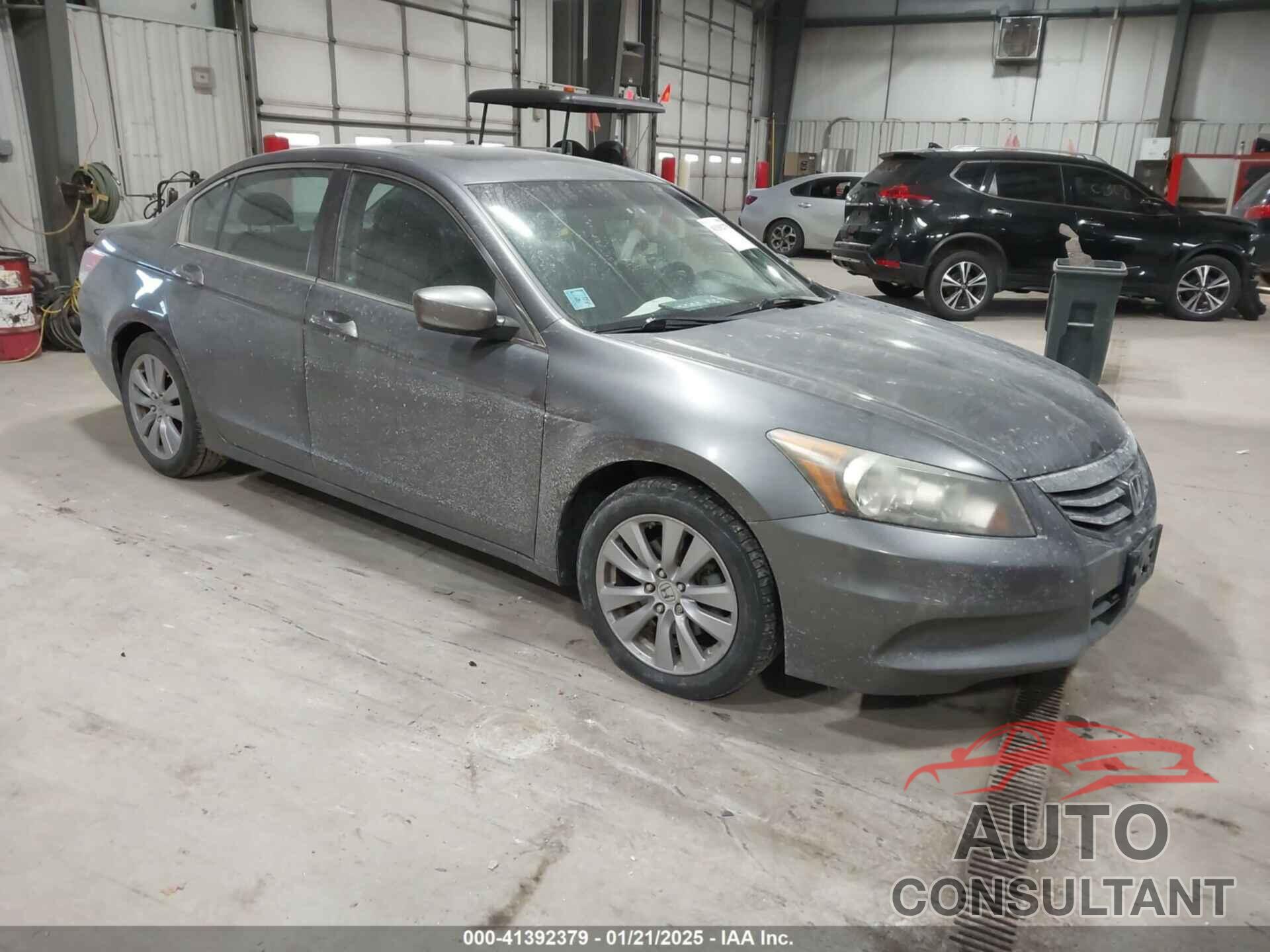 HONDA ACCORD 2011 - 1HGCP2F70BA042627