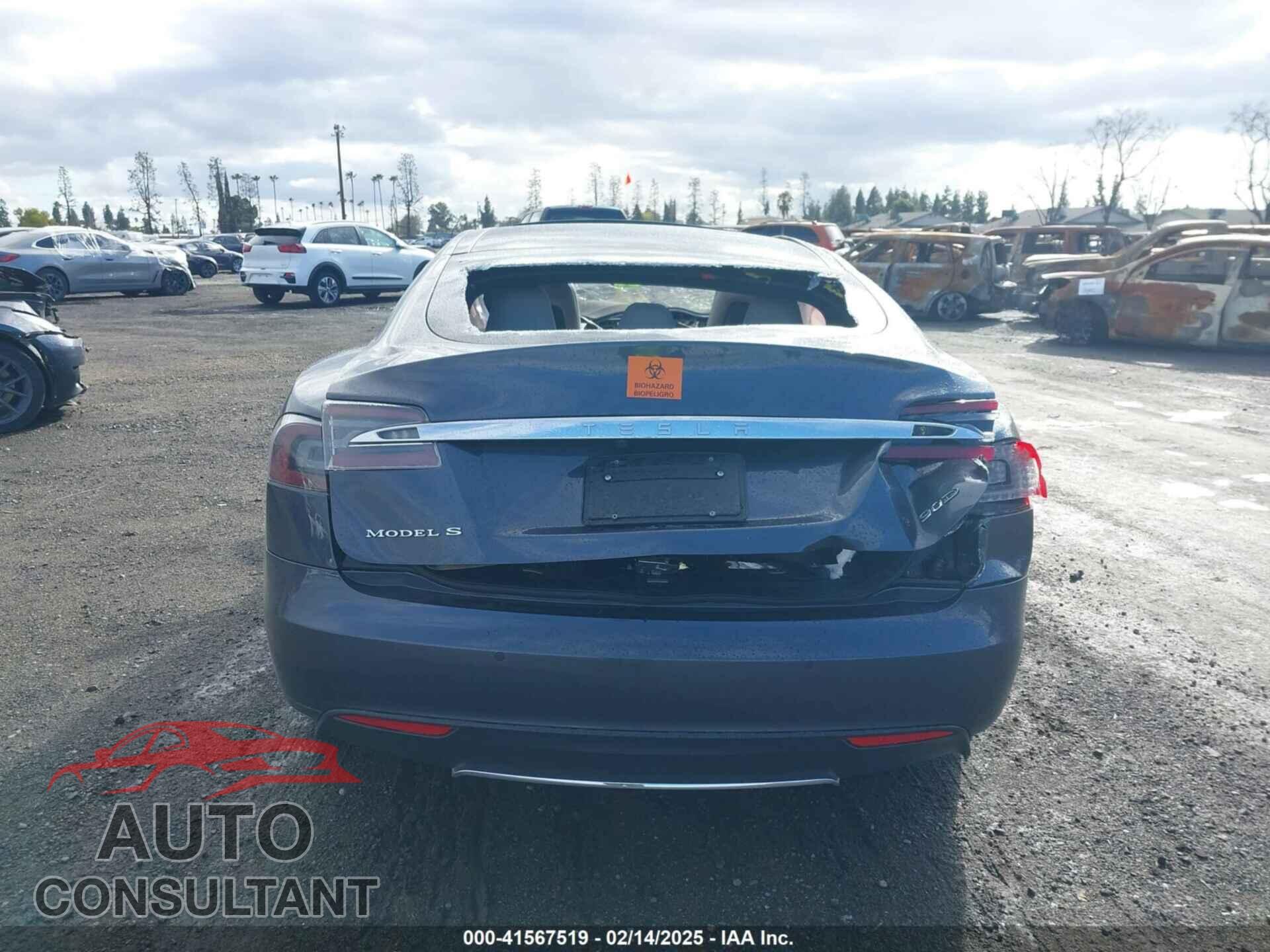 TESLA MODEL S 2016 - 5YJSA1E28GF132795