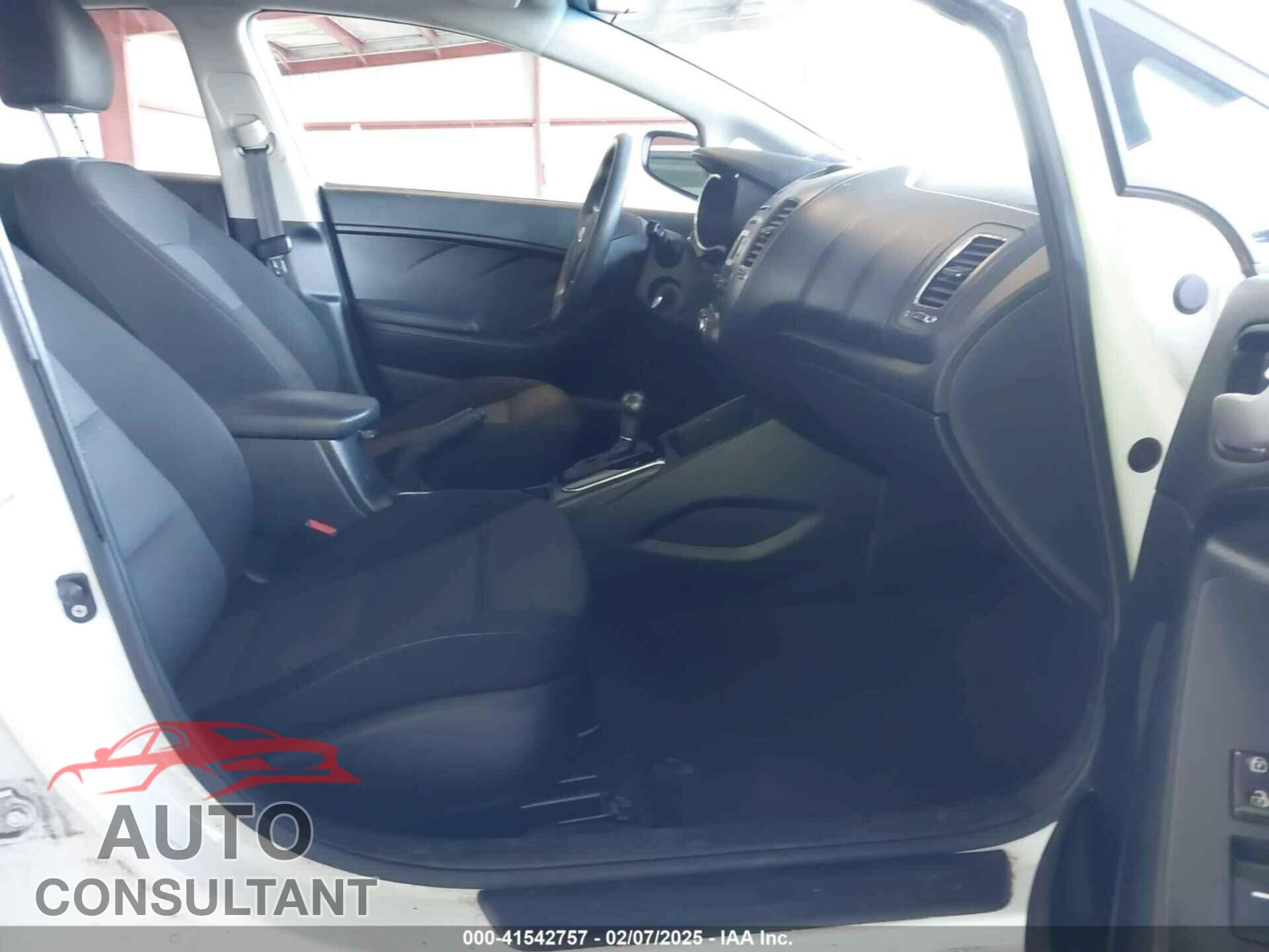 KIA FORTE 2017 - 3KPFK4A7XHE045344
