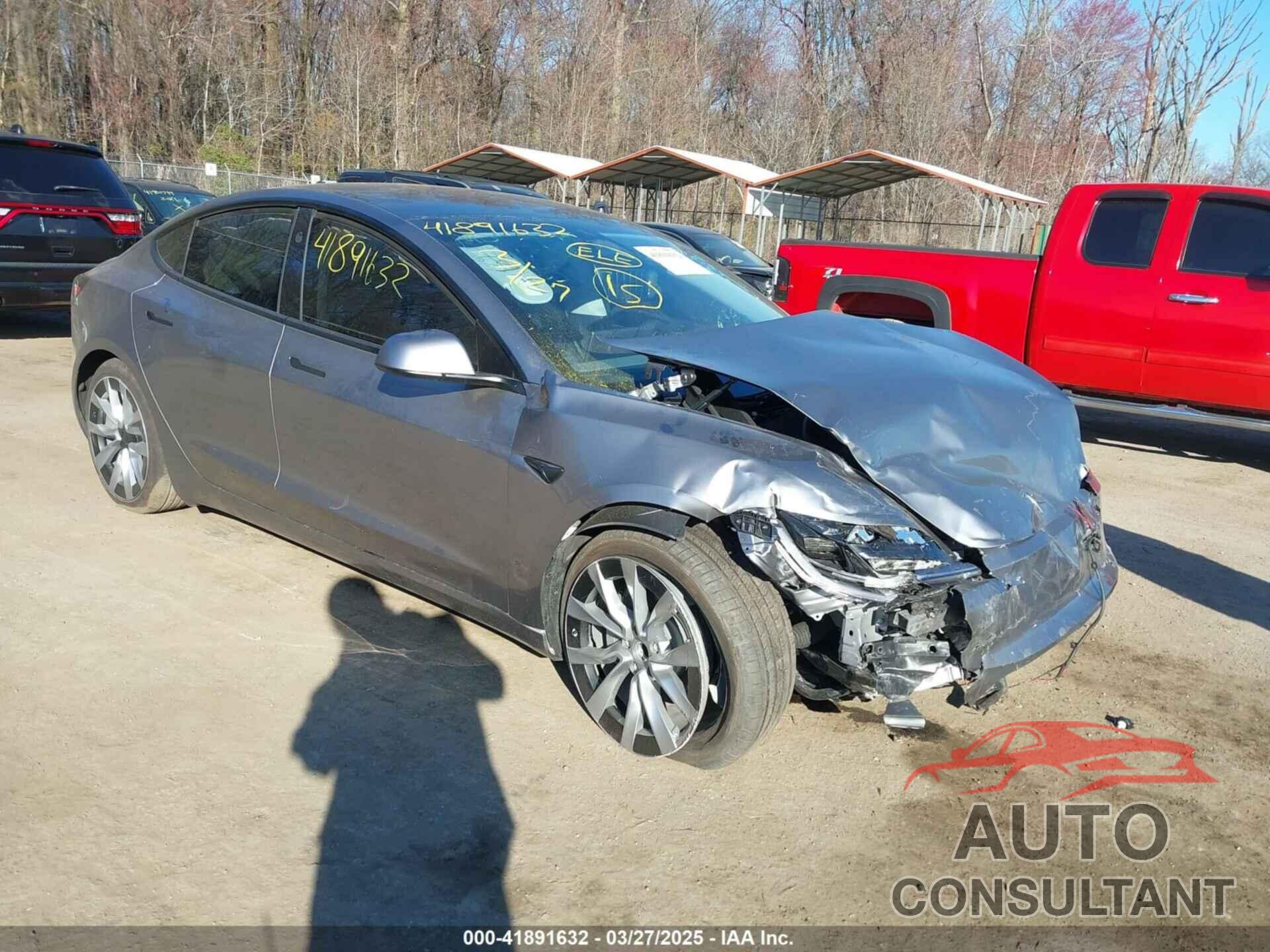 TESLA MODEL 3 2025 - 5YJ3E1EA1SF877574