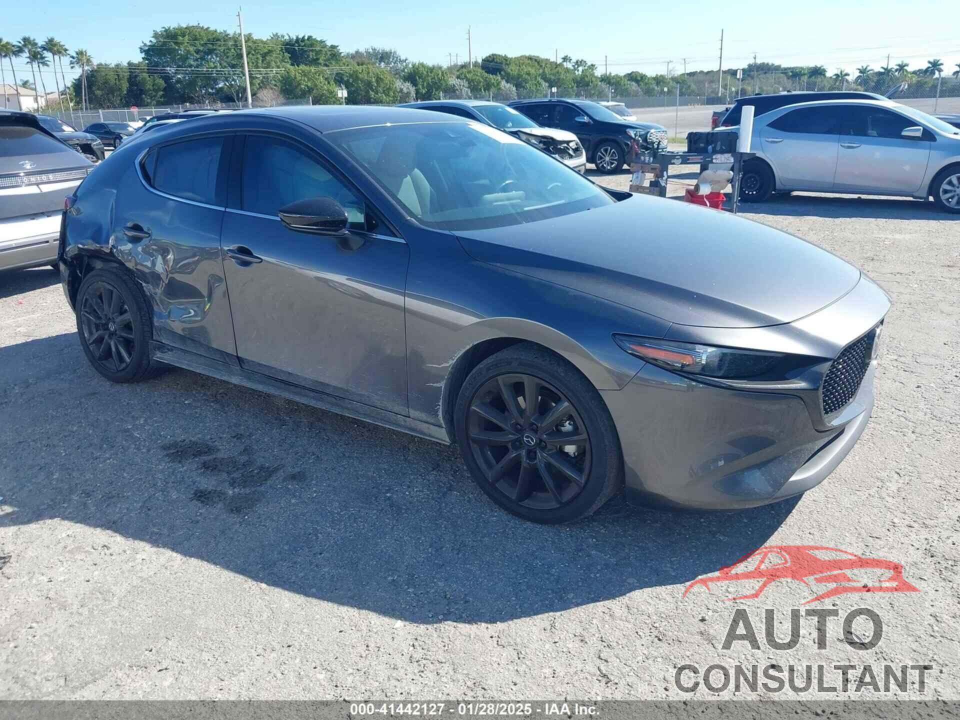 MAZDA MAZDA3 HATCHBACK 2023 - JM1BPBJY6P1615063