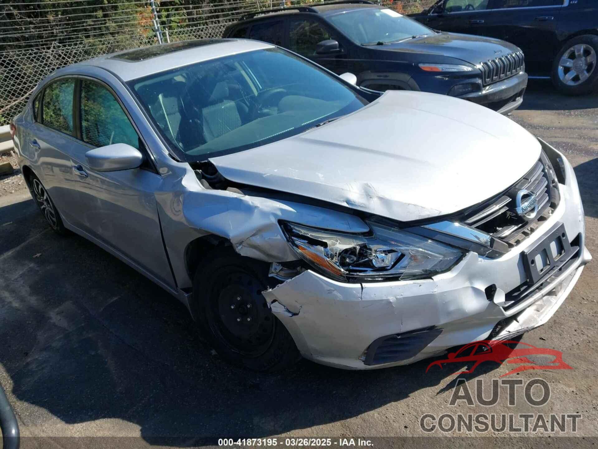 NISSAN ALTIMA 2017 - 1N4AL3AP7HN326973