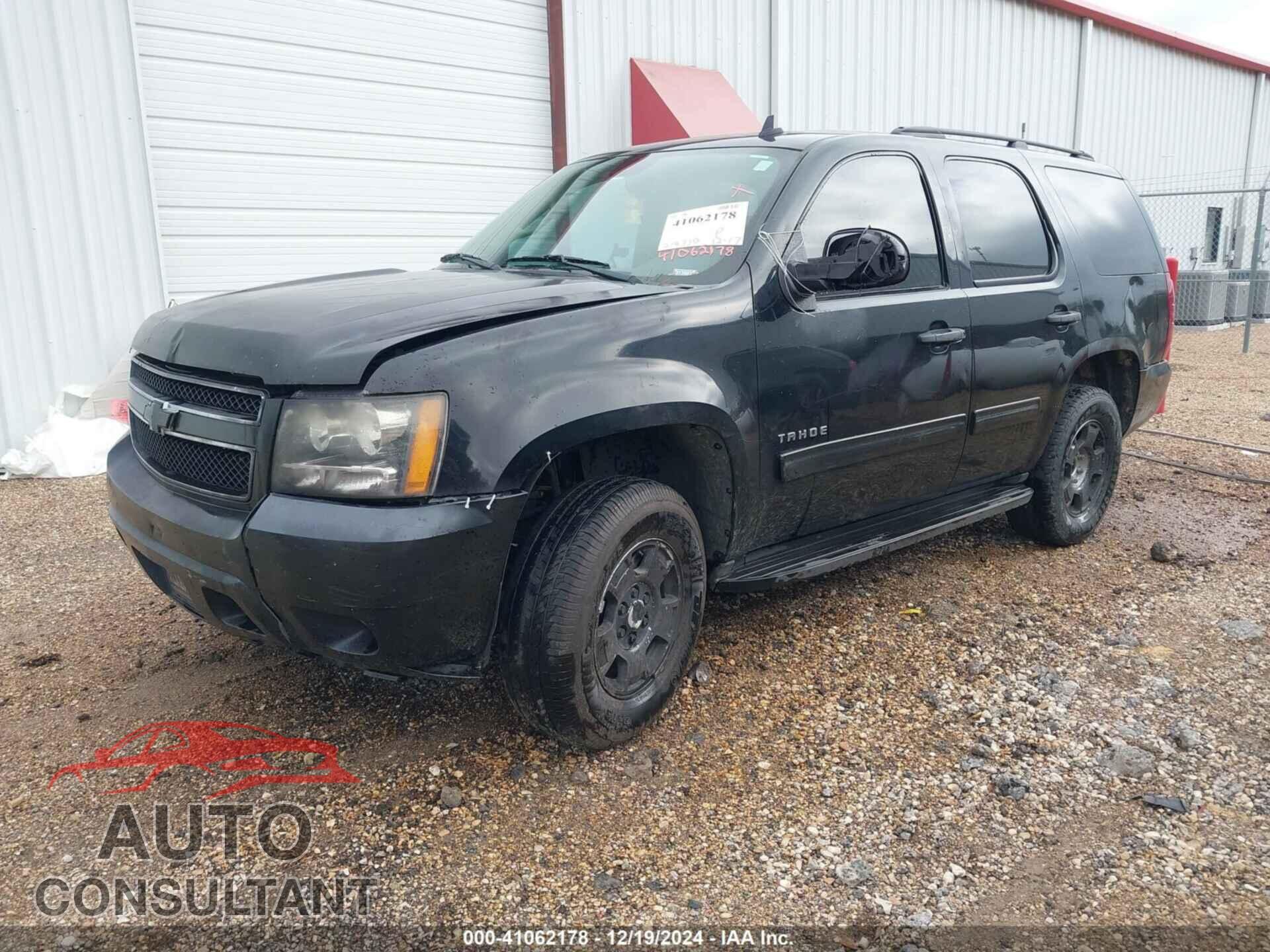 CHEVROLET TAHOE 2009 - 1GNFC13059R299570