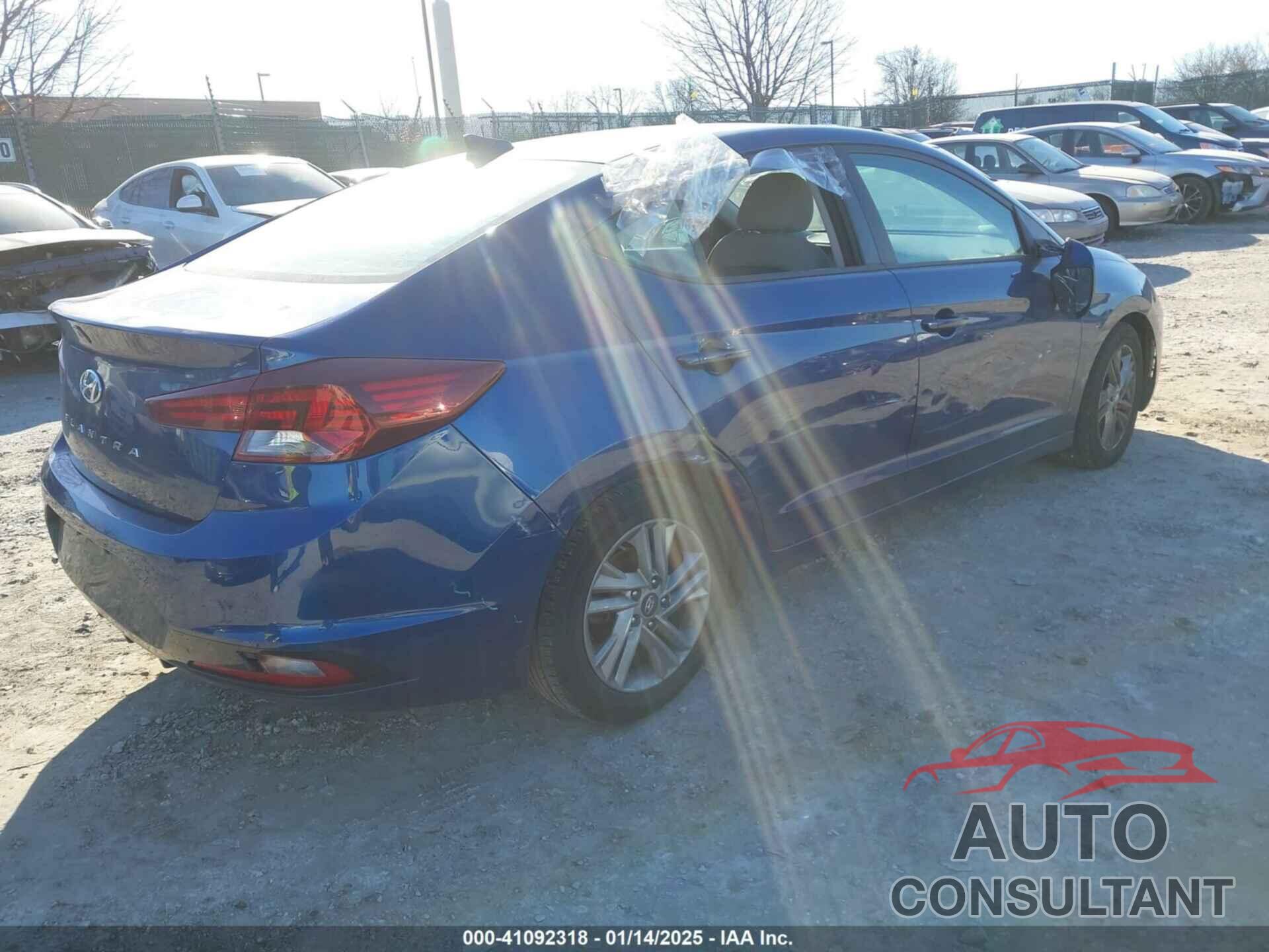 HYUNDAI ELANTRA 2020 - 5NPD84LF3LH631687