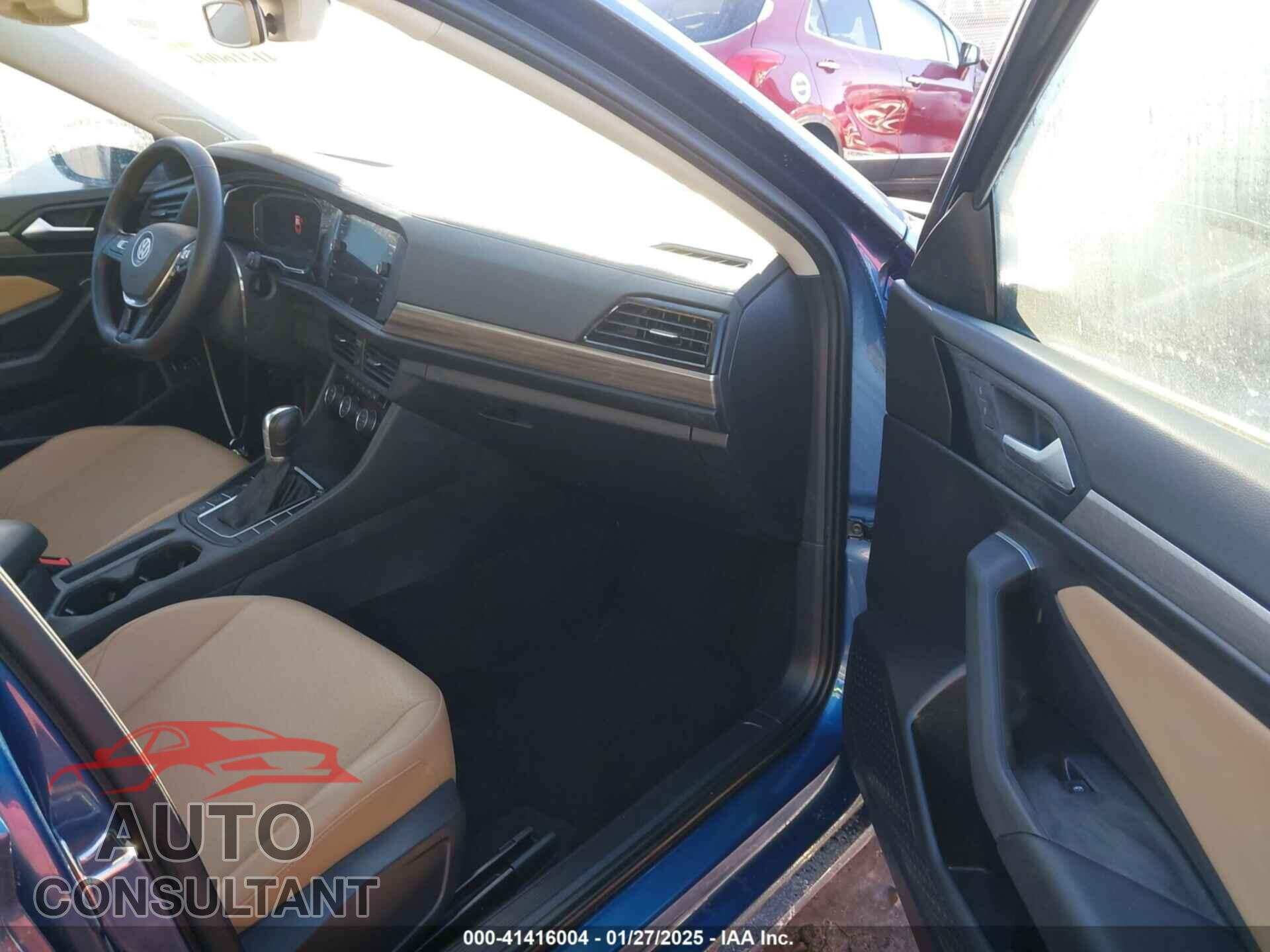 VOLKSWAGEN JETTA 2019 - 3VWE57BU7KM166318
