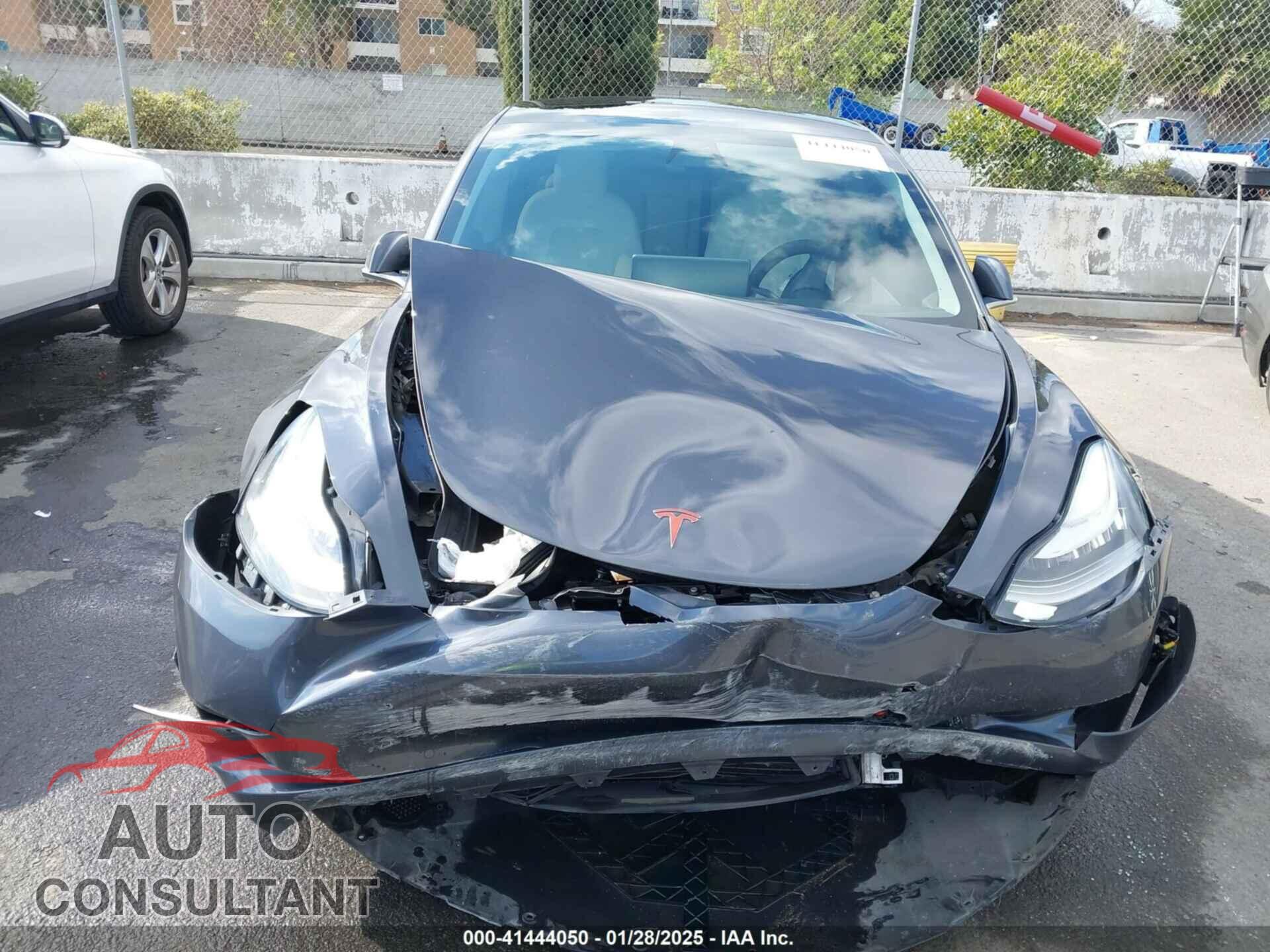 TESLA MODEL 3 2019 - 5YJ3E1EA8KF432023
