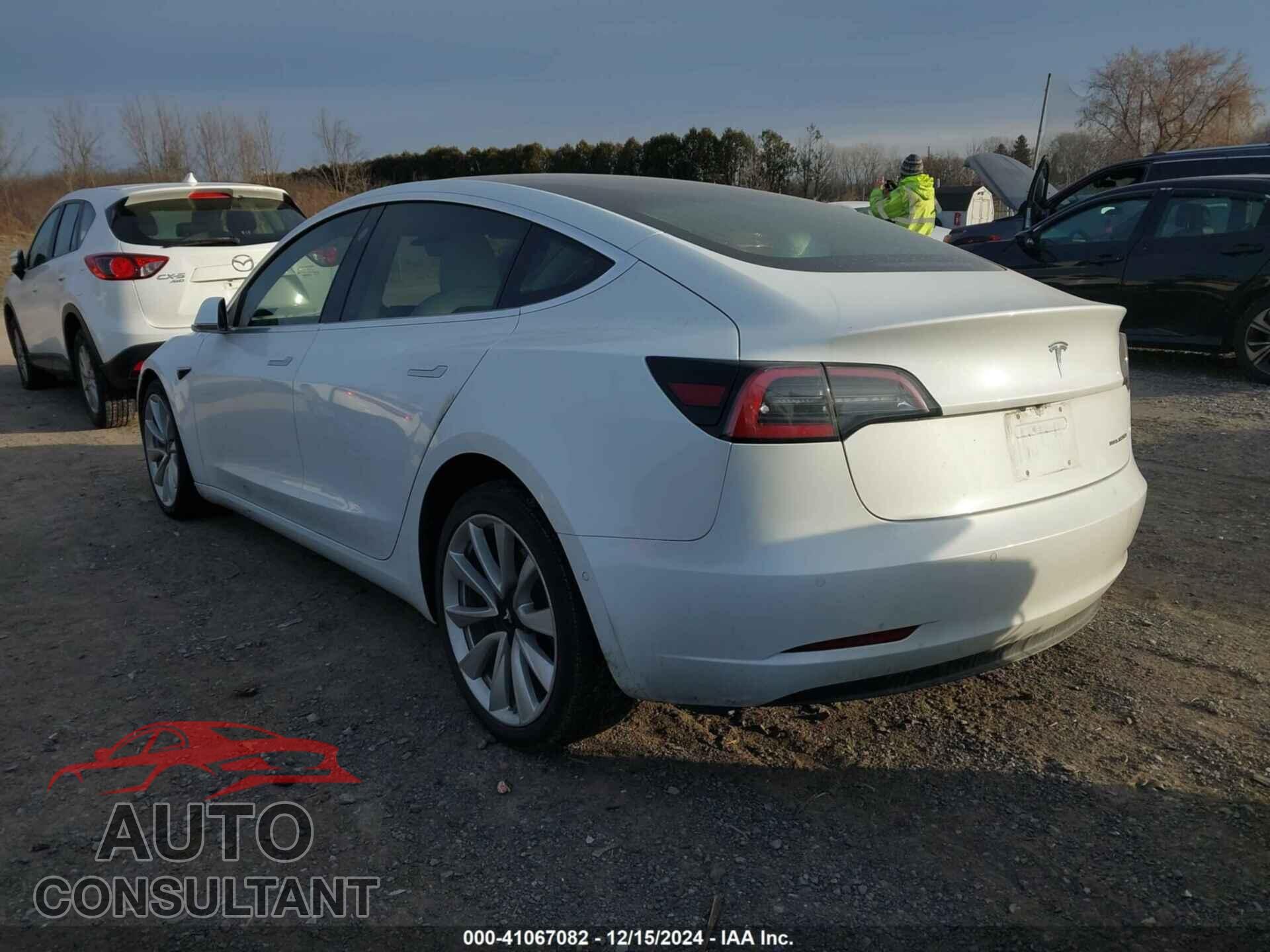 TESLA MODEL 3 2018 - 5YJ3E1EB0JF101198
