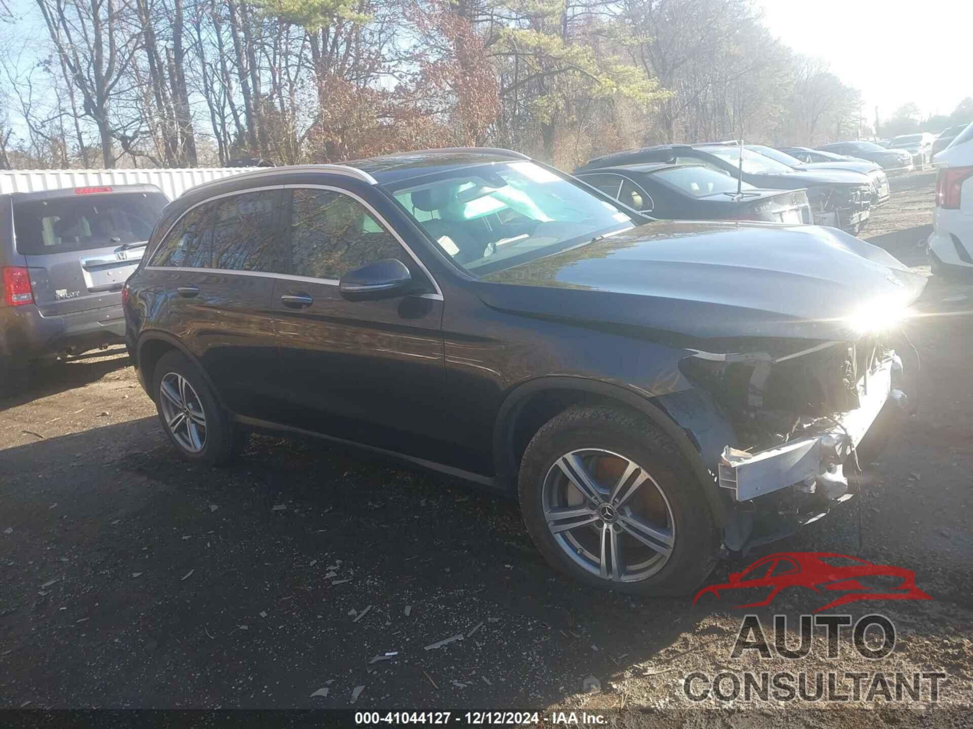 MERCEDES-BENZ GLC 300 2020 - WDC0G8EBXLF743443