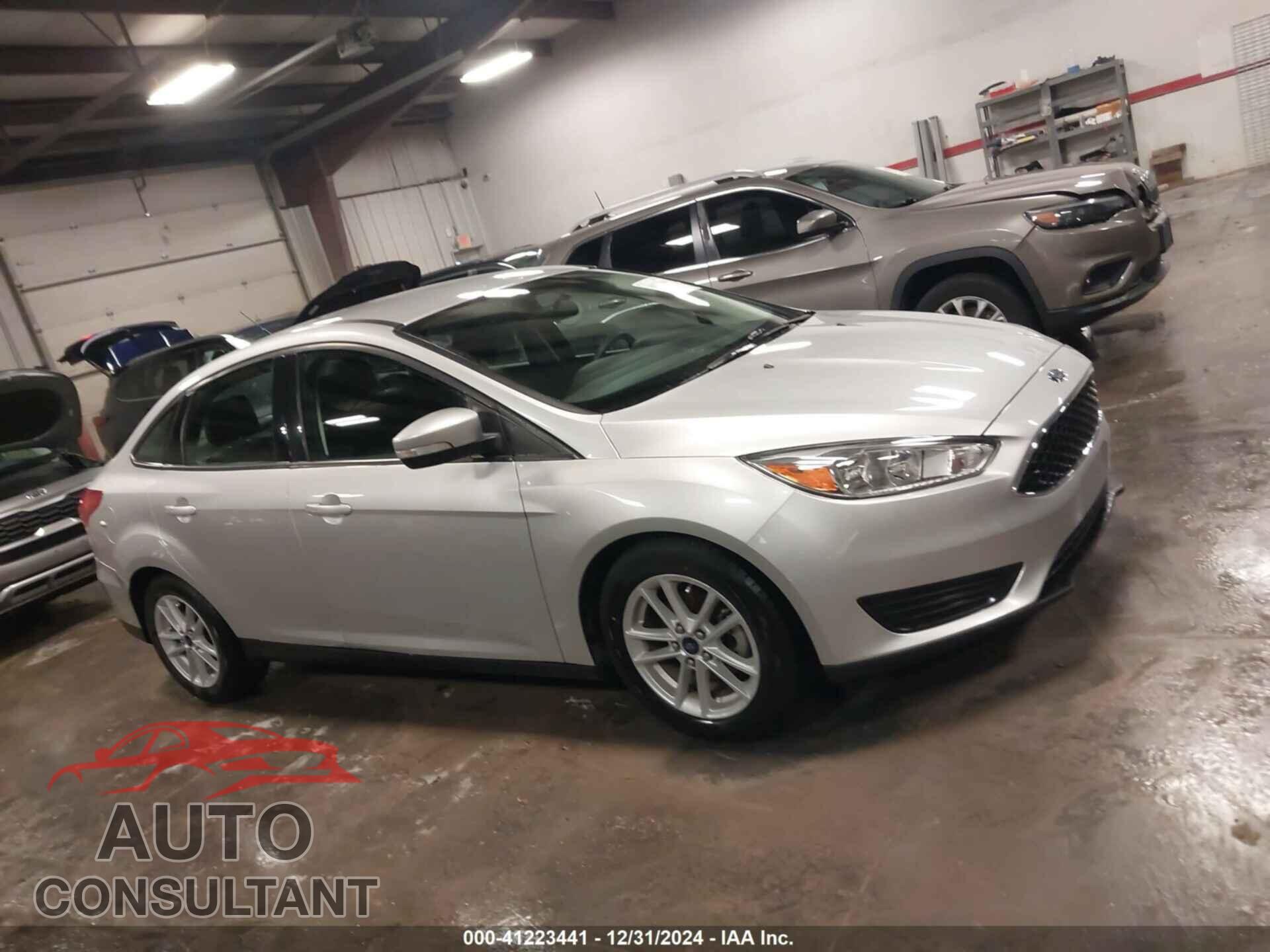 FORD FOCUS 2015 - 1FADP3F28FL357382