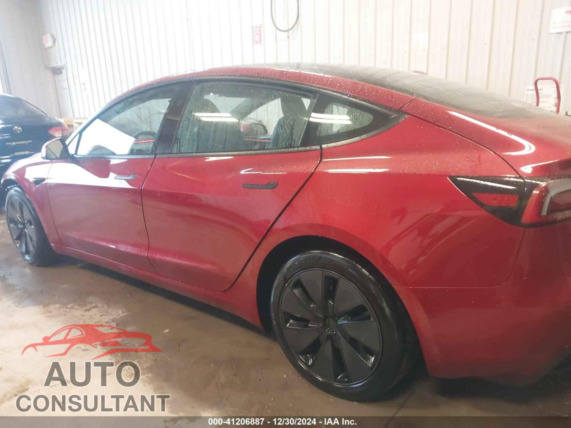 TESLA MODEL 3 2024 - 5YJ3E1EB4RF766231