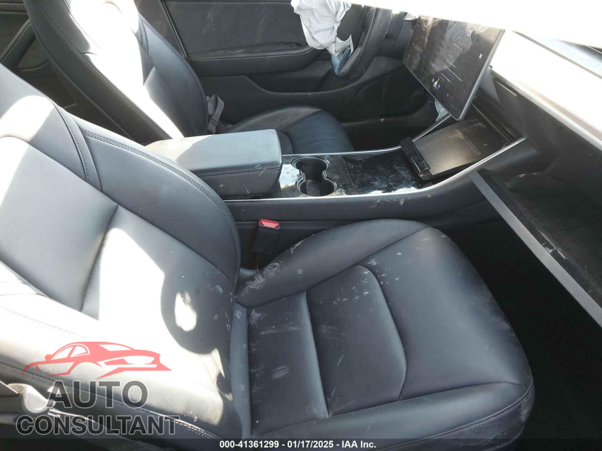 TESLA MODEL 3 2018 - 5YJ3E1EB5JF066738