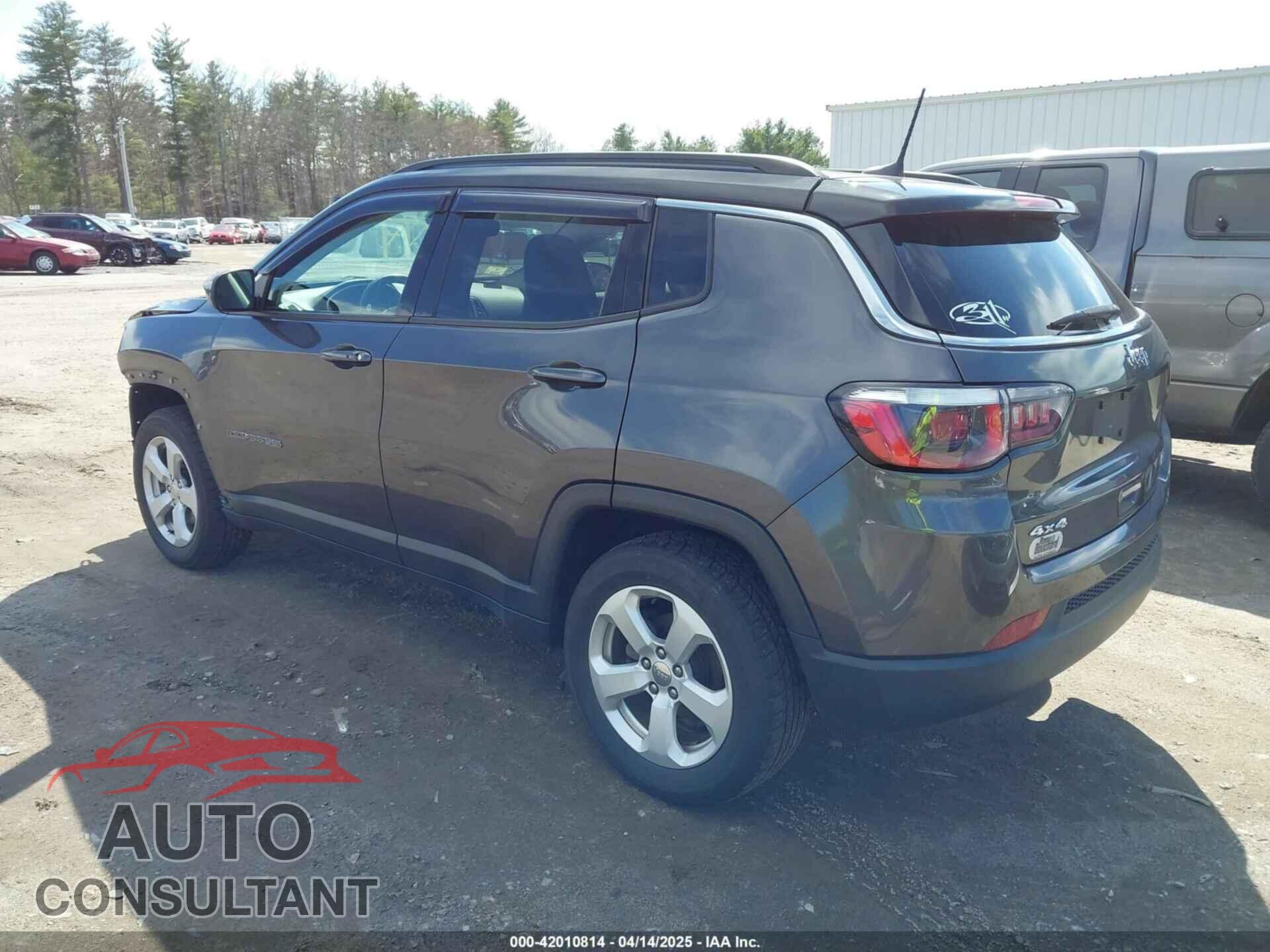JEEP COMPASS 2018 - 3C4NJDBB9JT253055