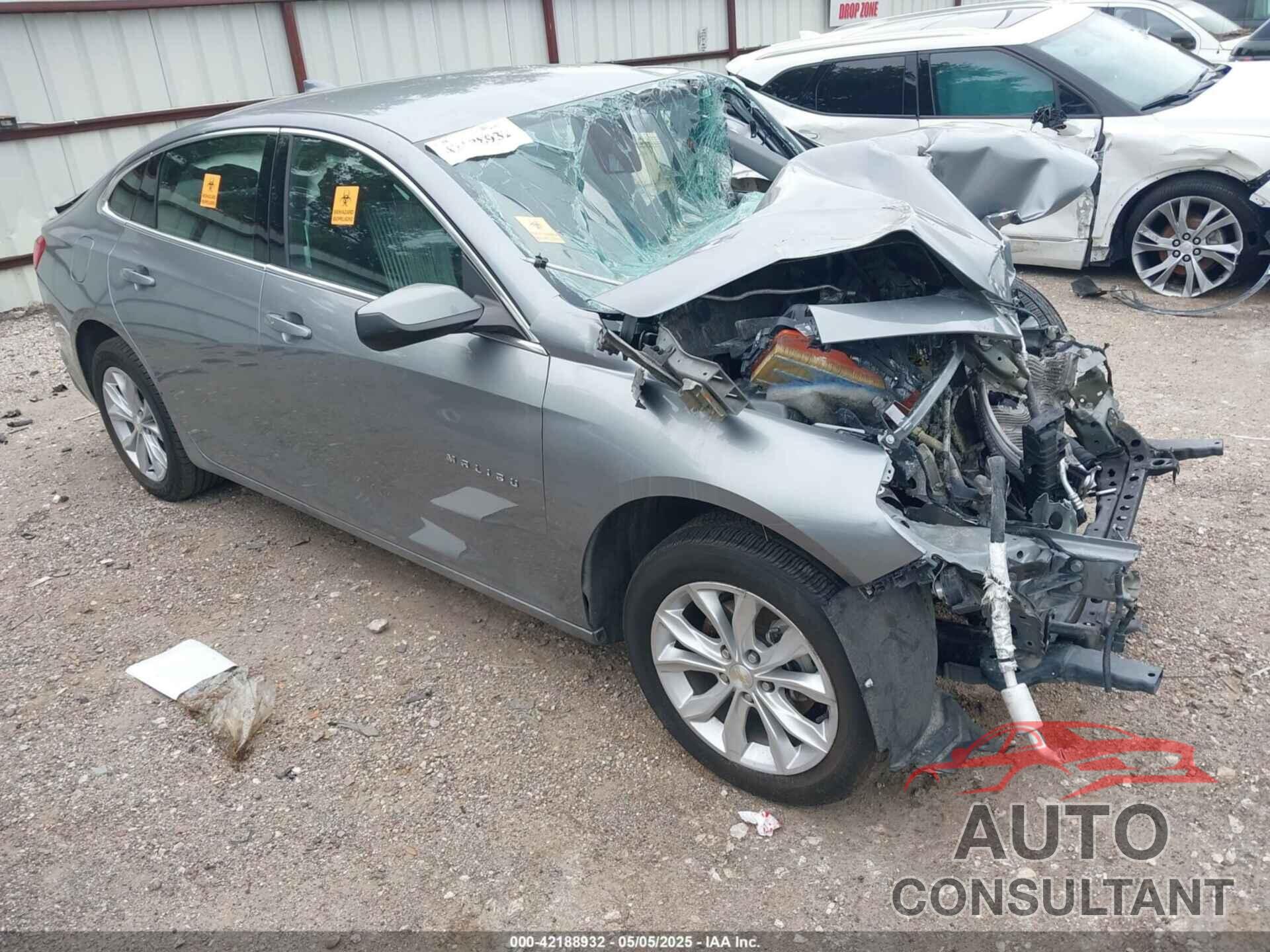 CHEVROLET MALIBU 2023 - 1G1ZD5ST0PF142641