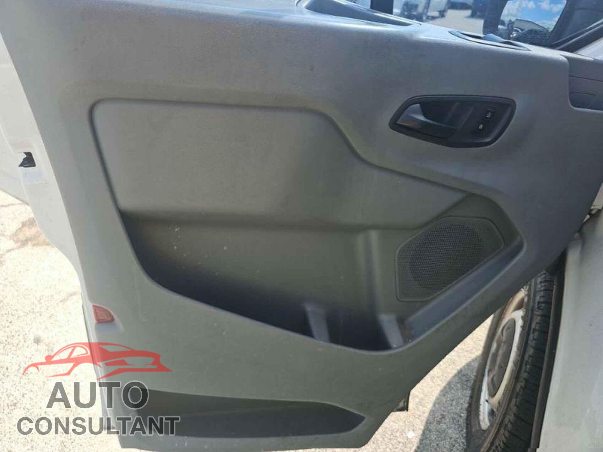 FORD TRANSIT 2015 - 1FTNE2YM3FKA84760