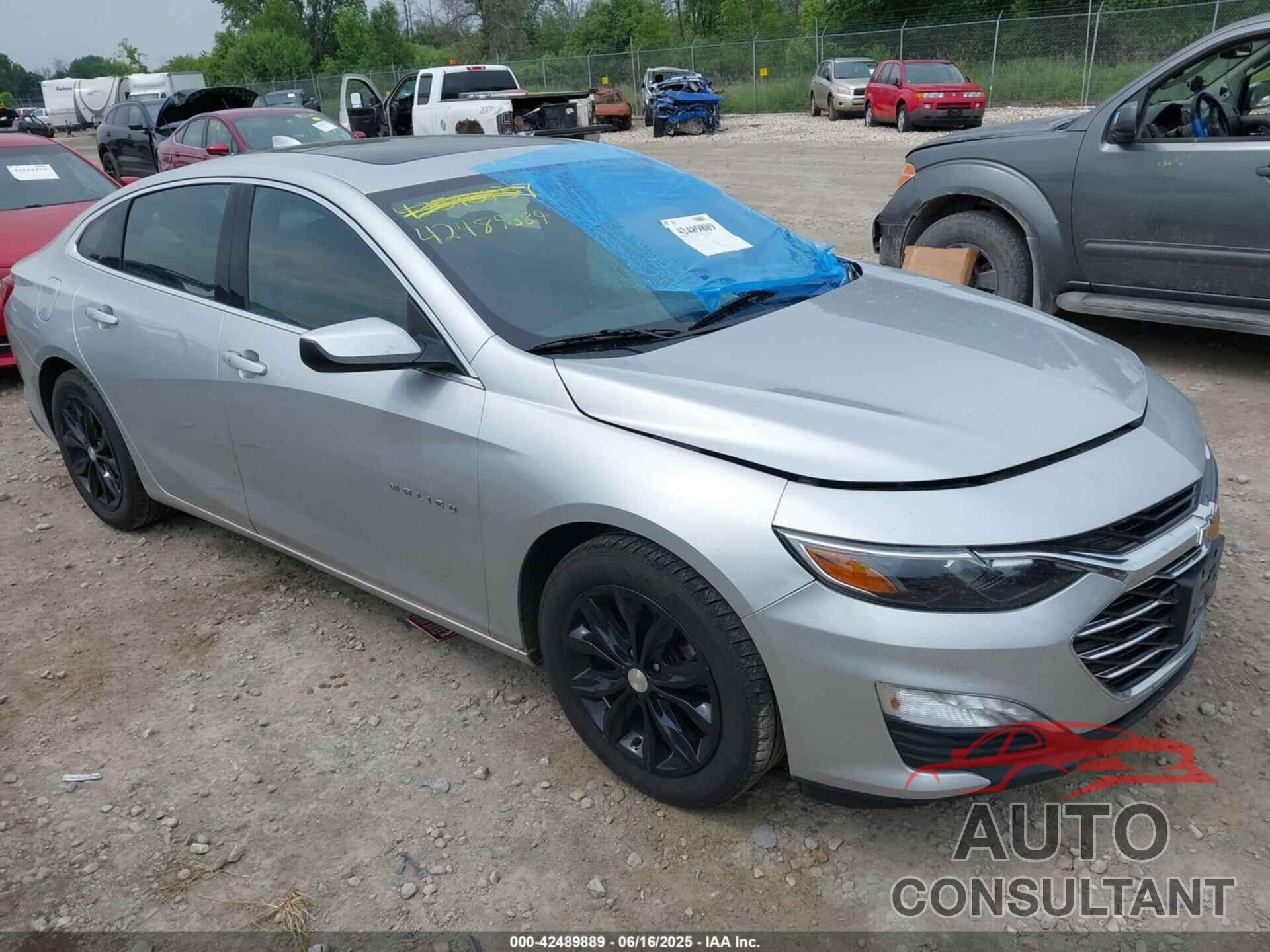 CHEVROLET MALIBU 2020 - 1G1ZD5ST2LF065782
