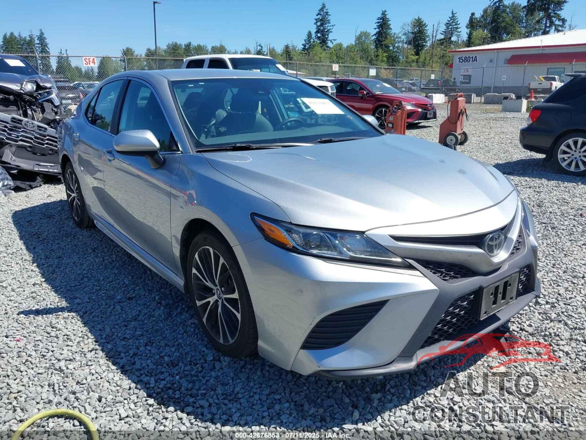 TOYOTA CAMRY 2020 - 4T1G11AK9LU863521