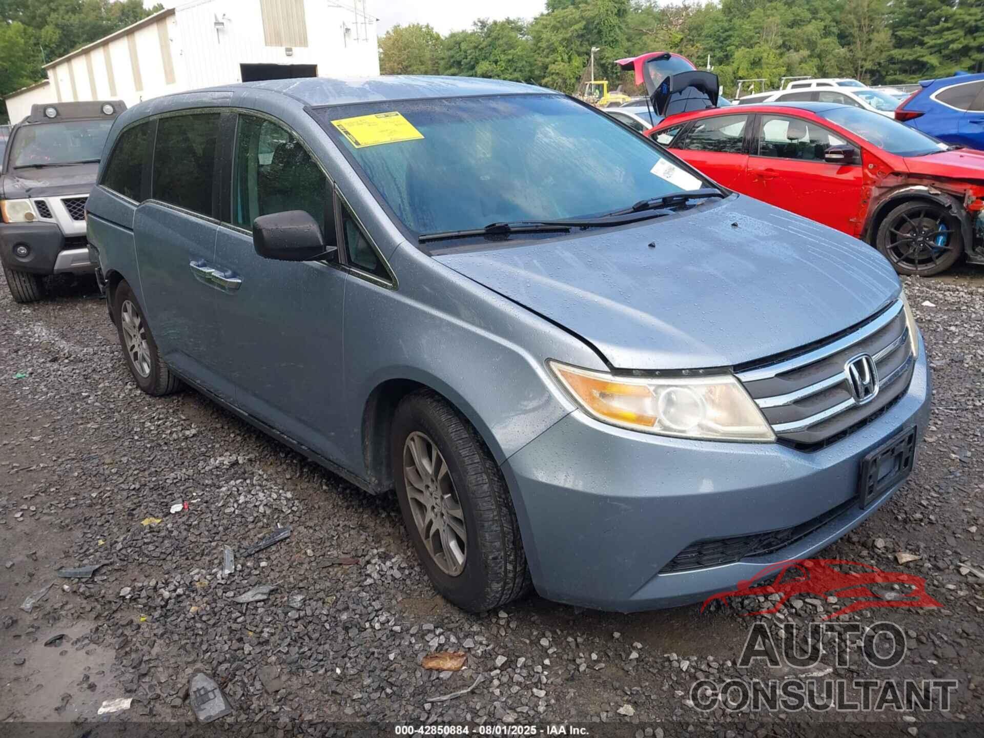 HONDA ODYSSEY 2013 - 5FNRL5H49DB075628