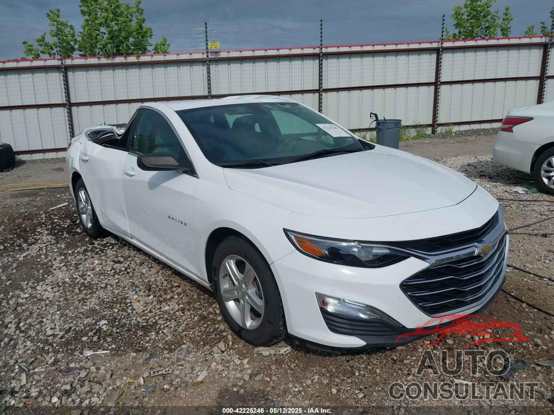 CHEVROLET MALIBU 2020 - 1G1ZB5ST2LF039012
